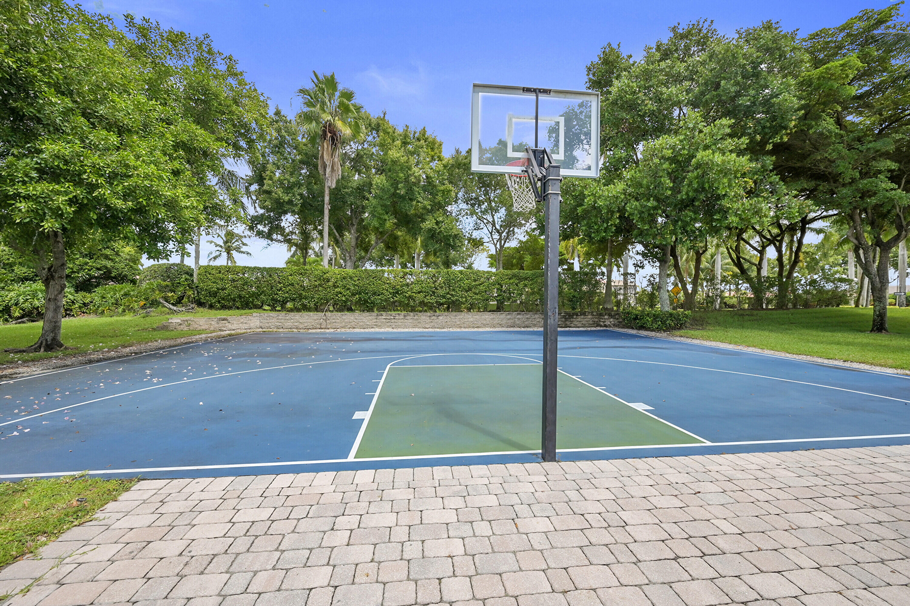 main property photo 37