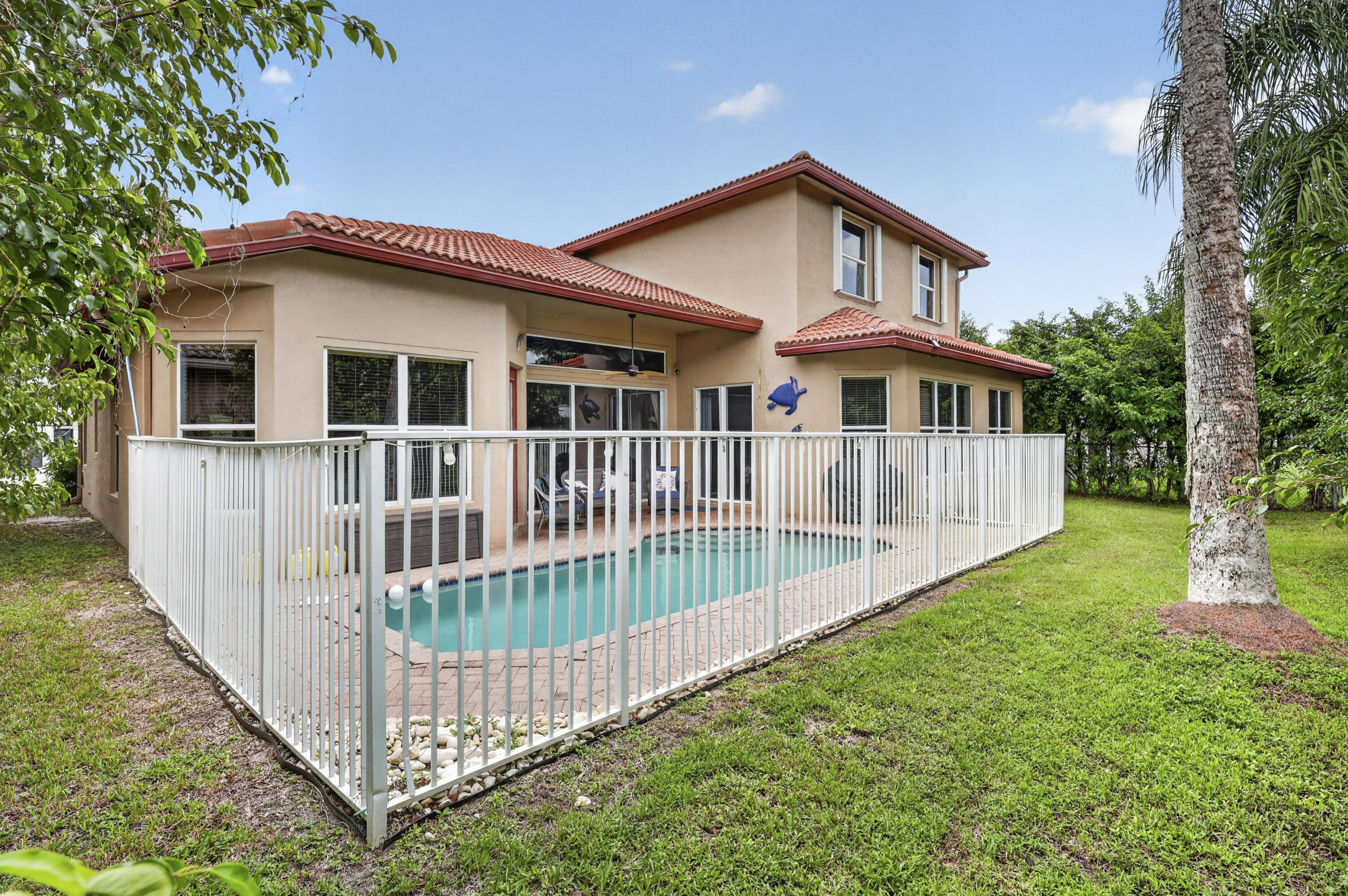 main property photo 70