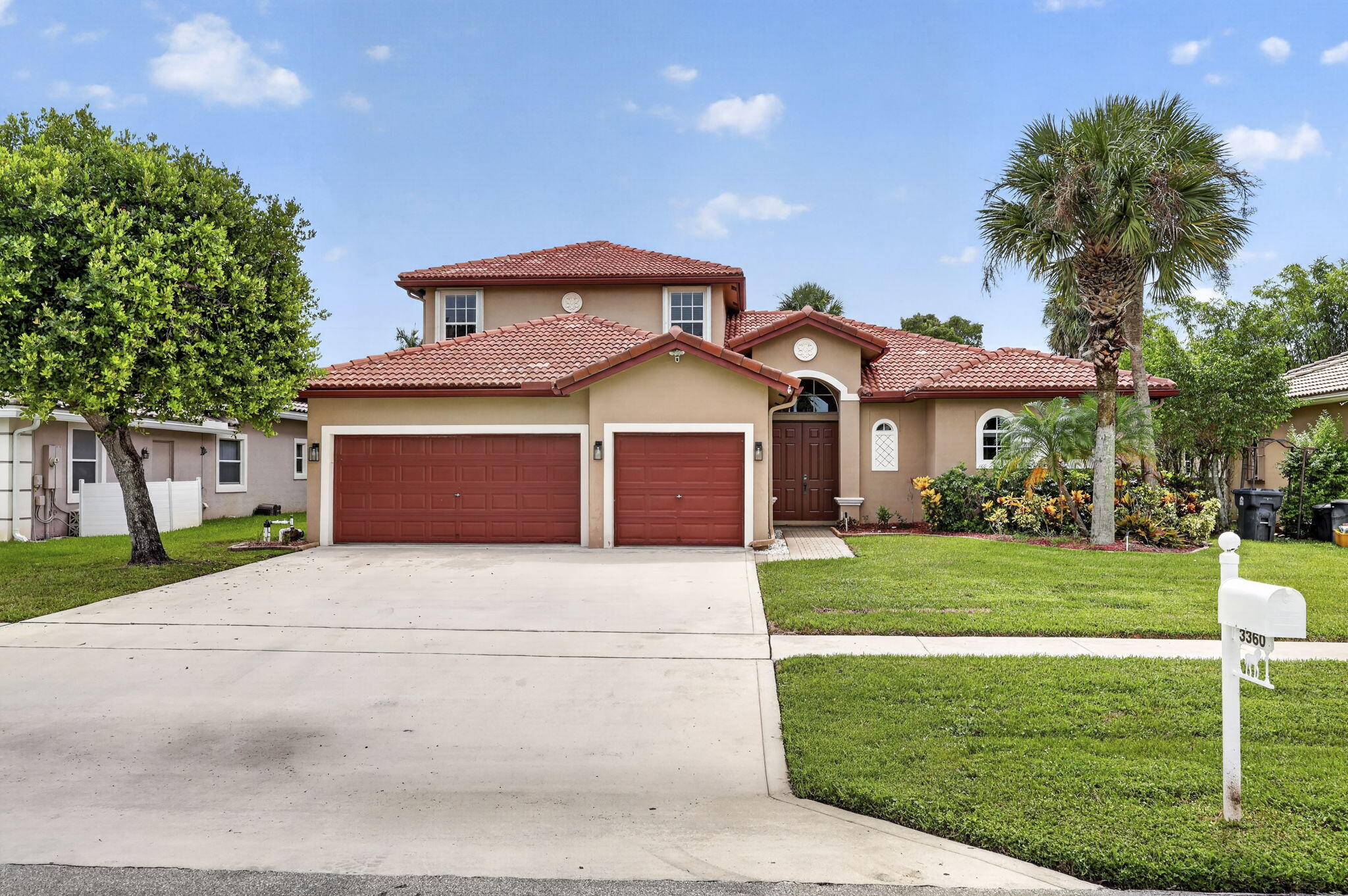 main property photo 8