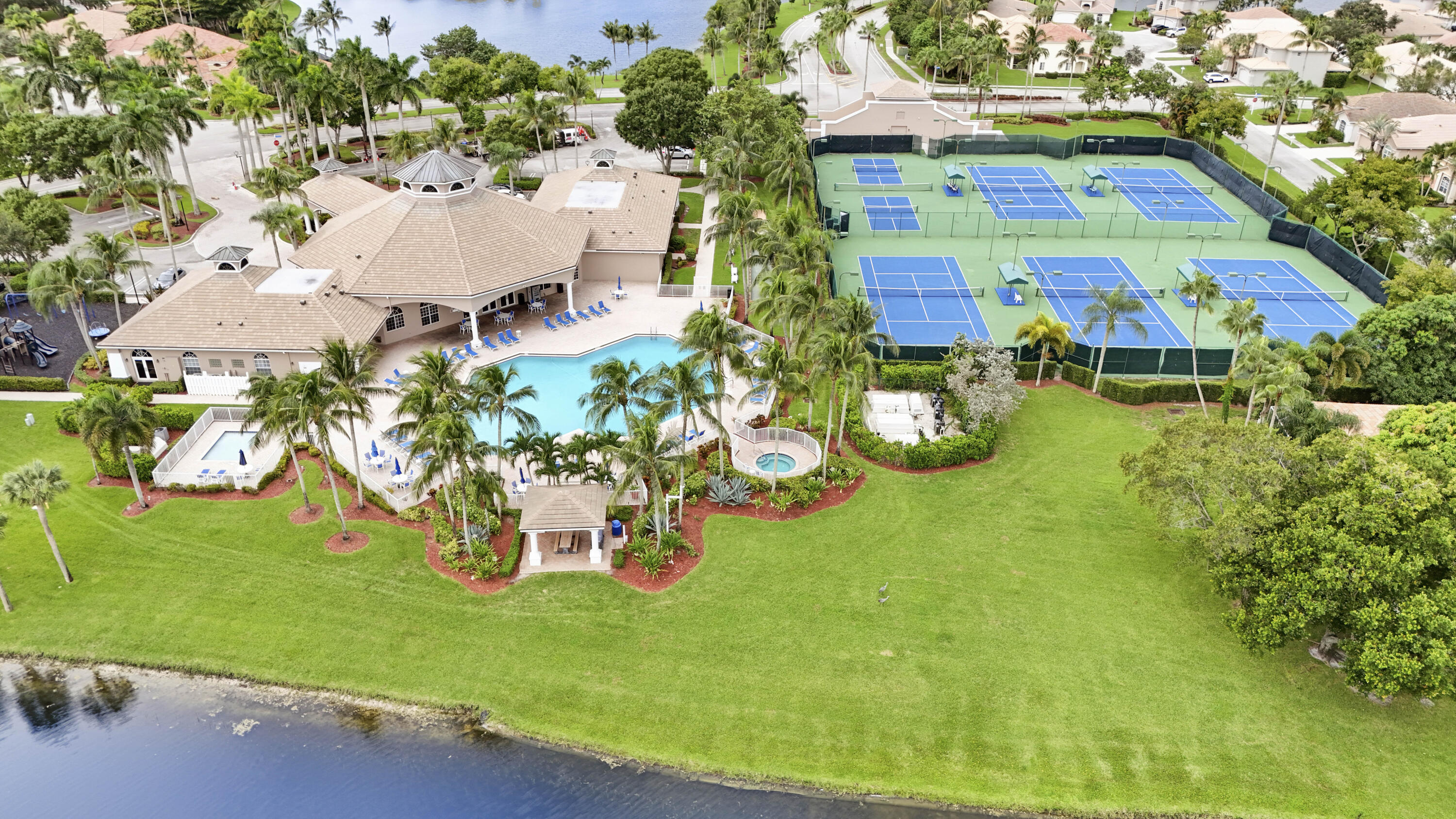 main property photo 31