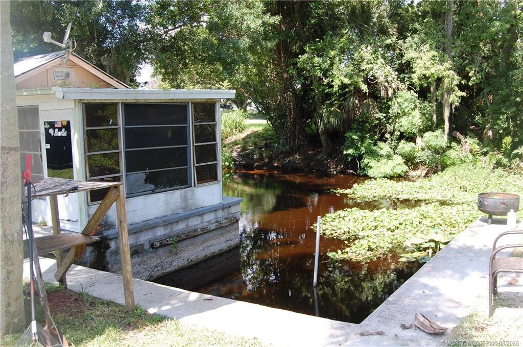 main property photo 20