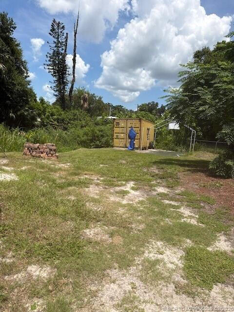 main property photo 40