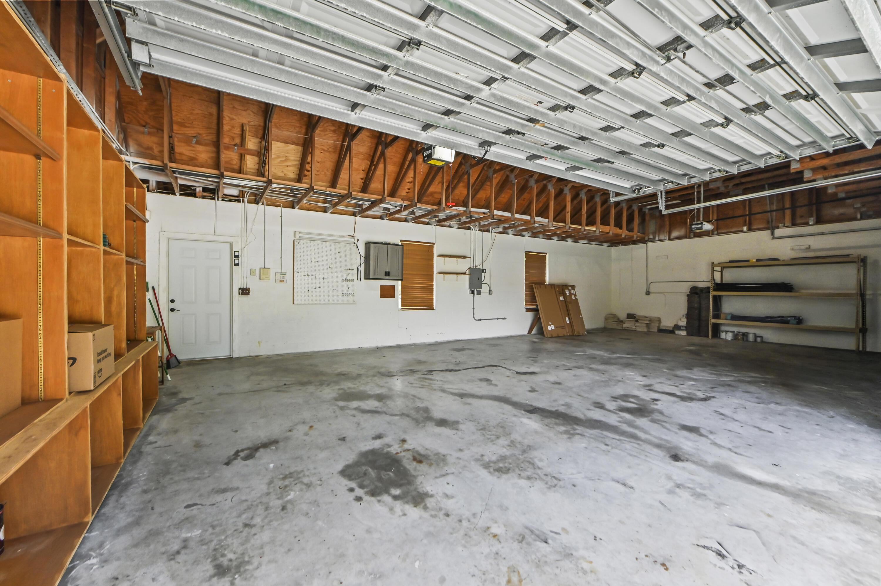 main property photo 49