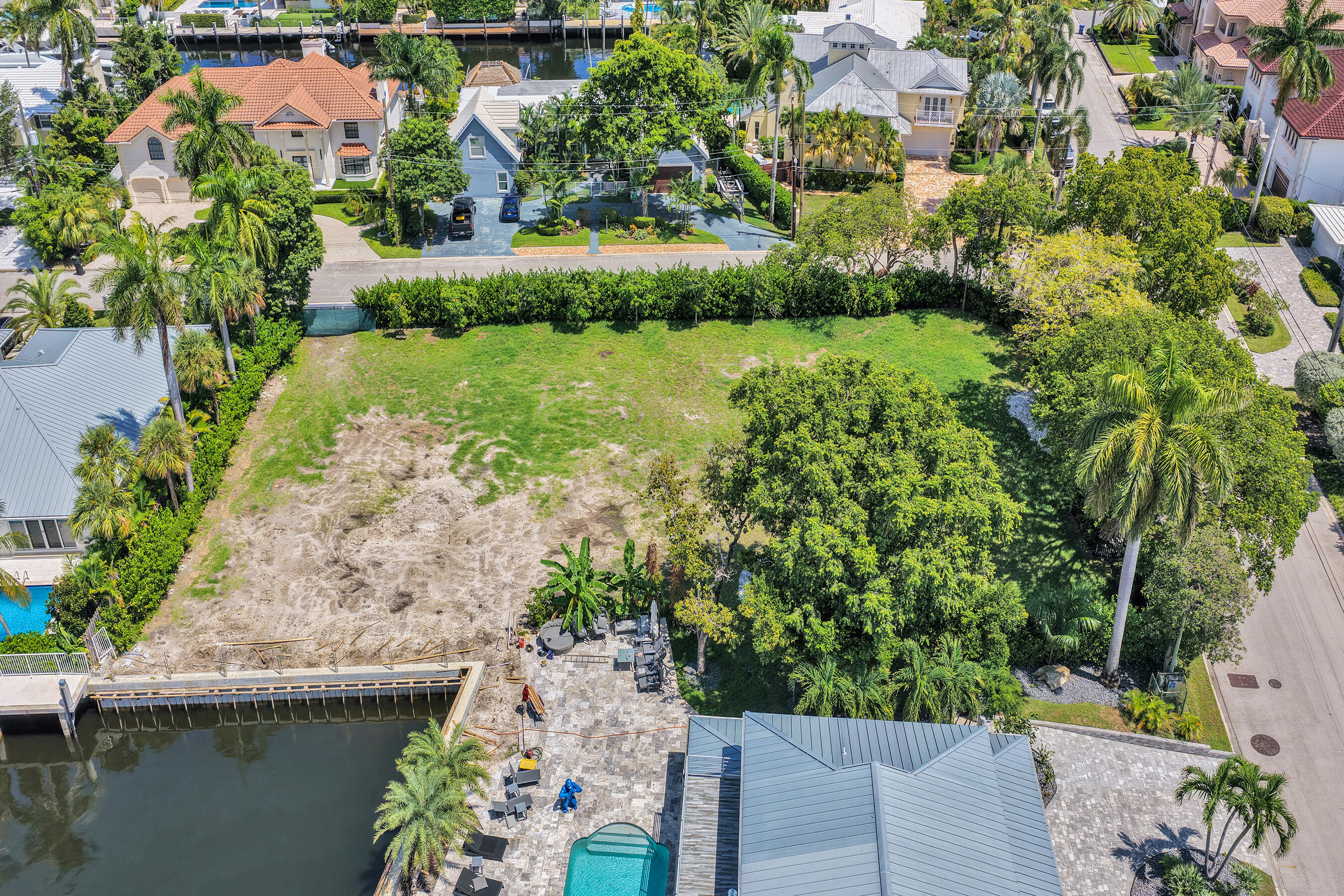 main property photo 14