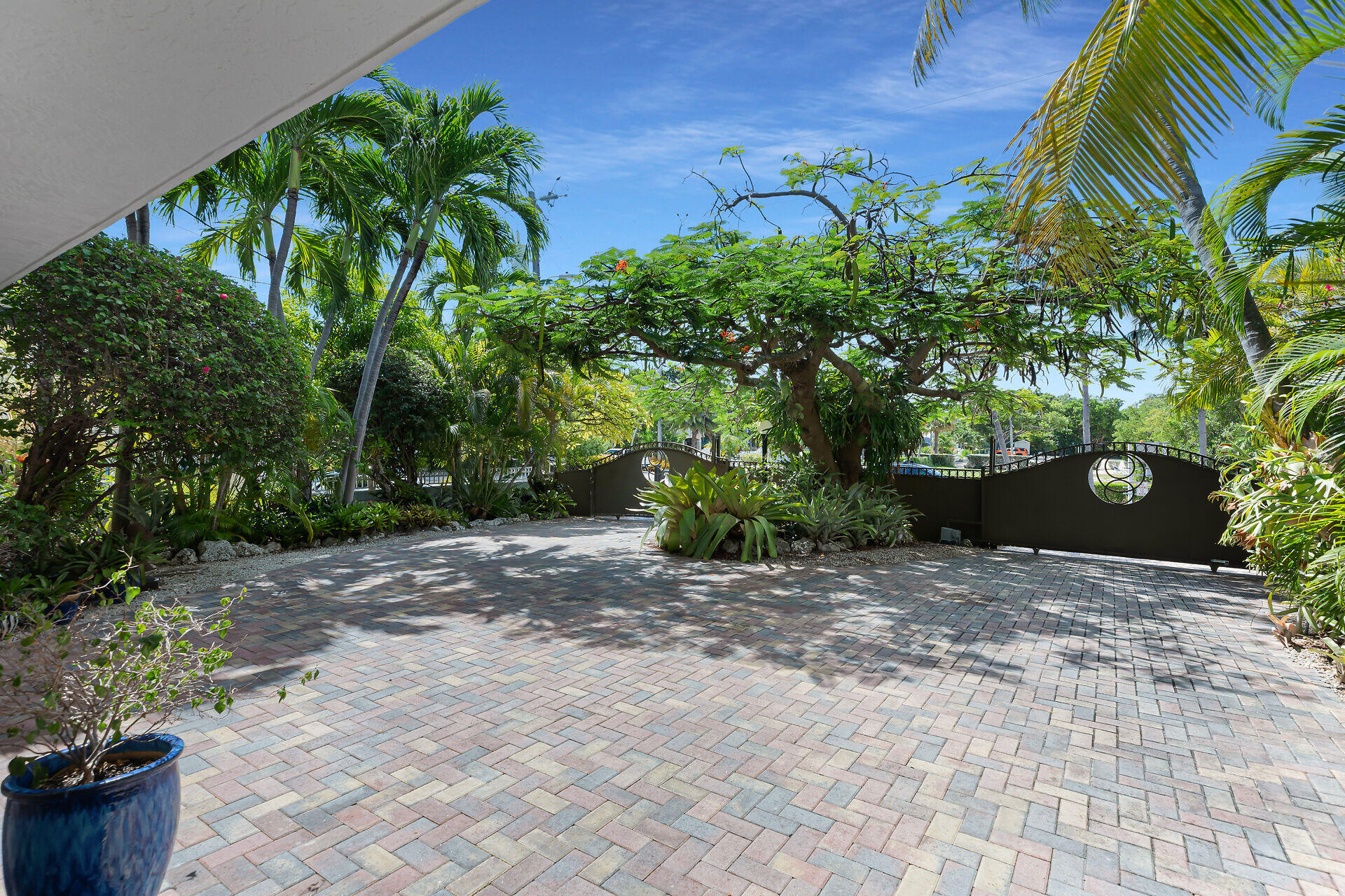 main property photo 60