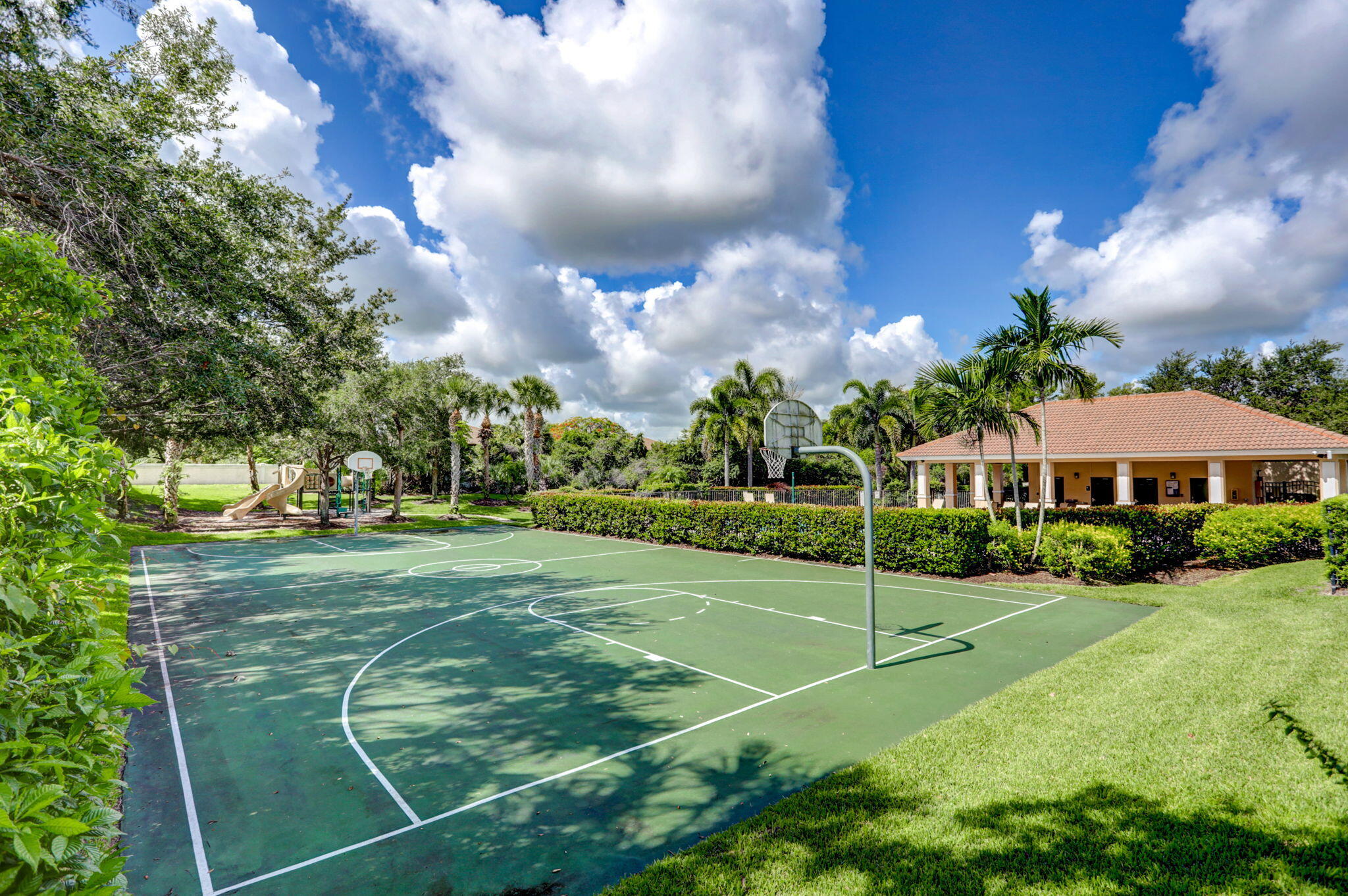 main property photo 51