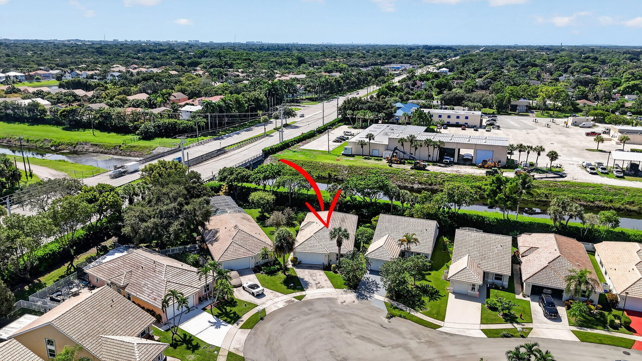 main property photo 32
