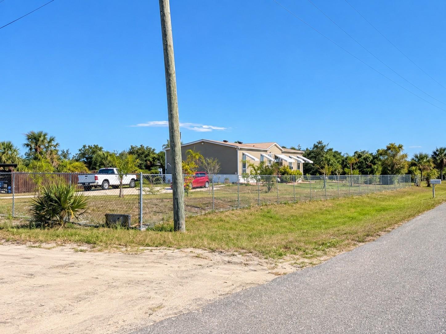 main property photo 4