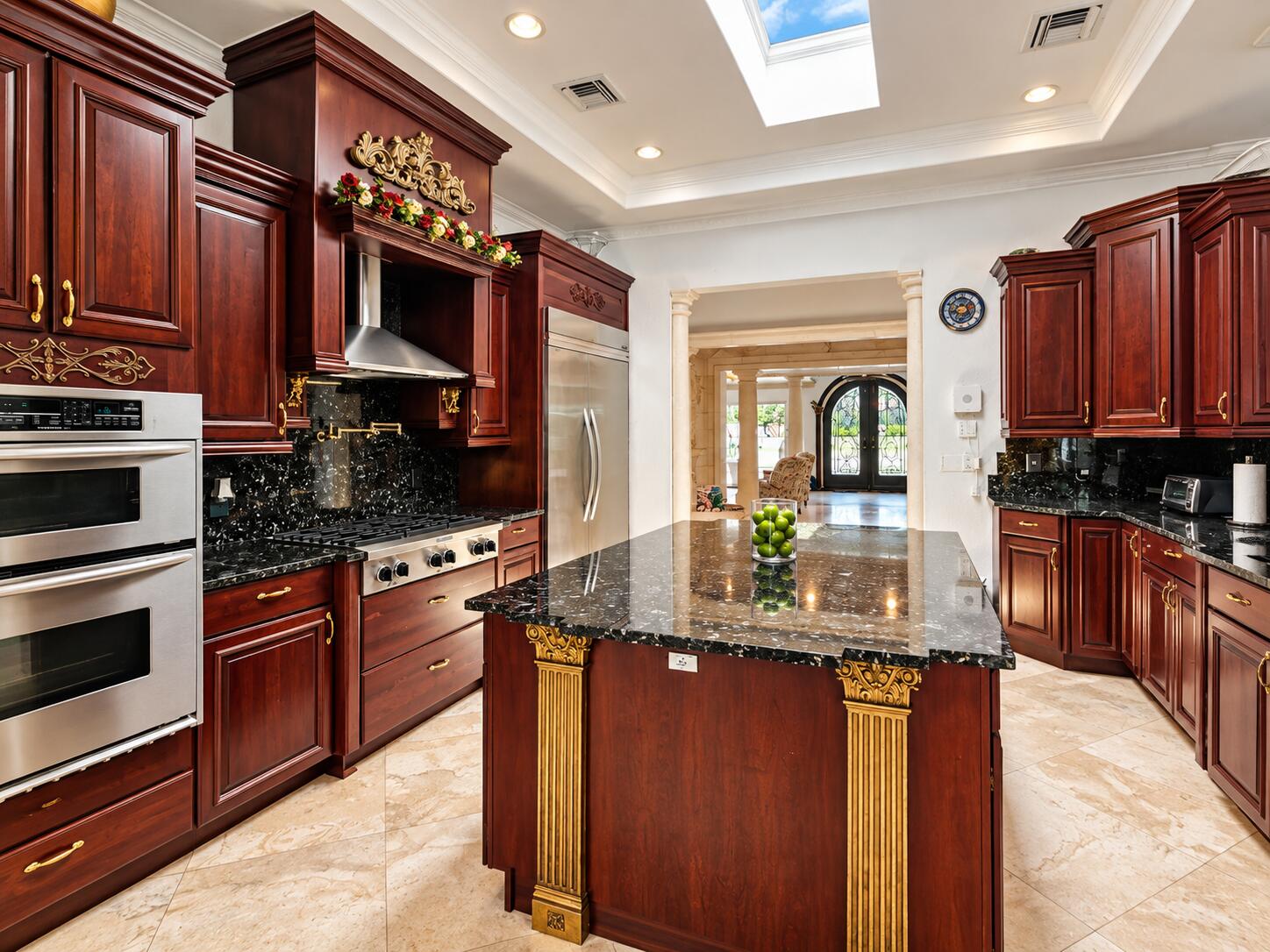main property photo 14