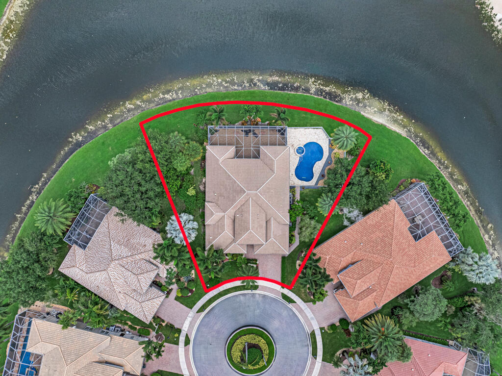 main property photo 40