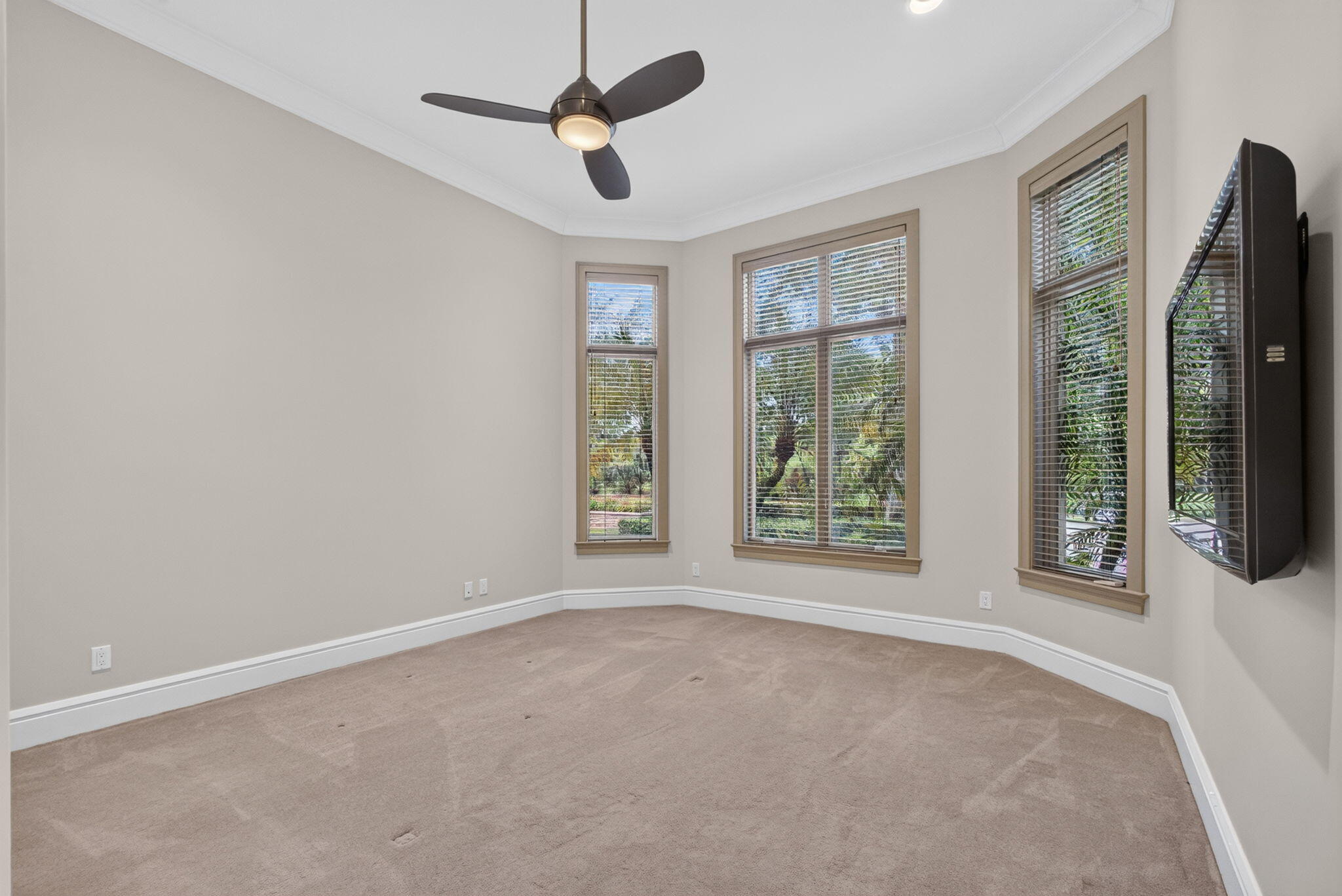 main property photo 61