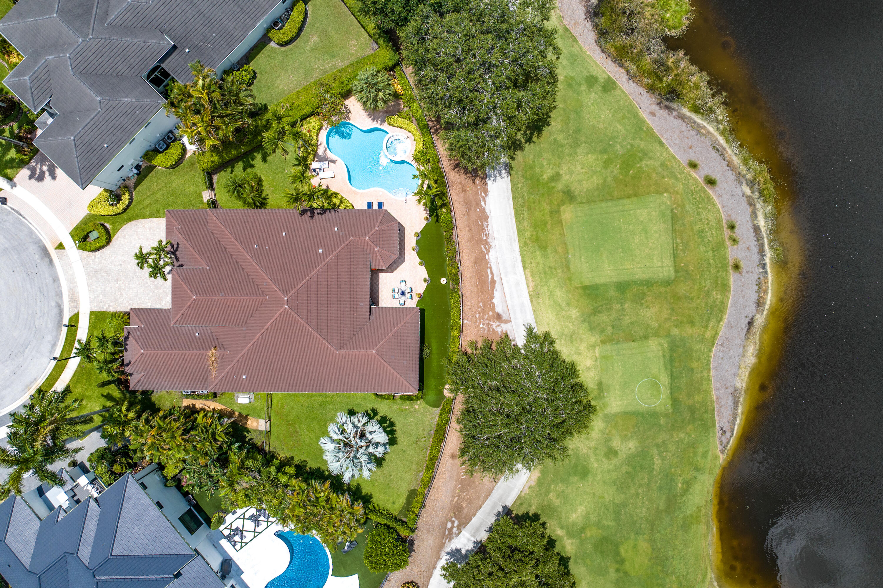 main property photo 43