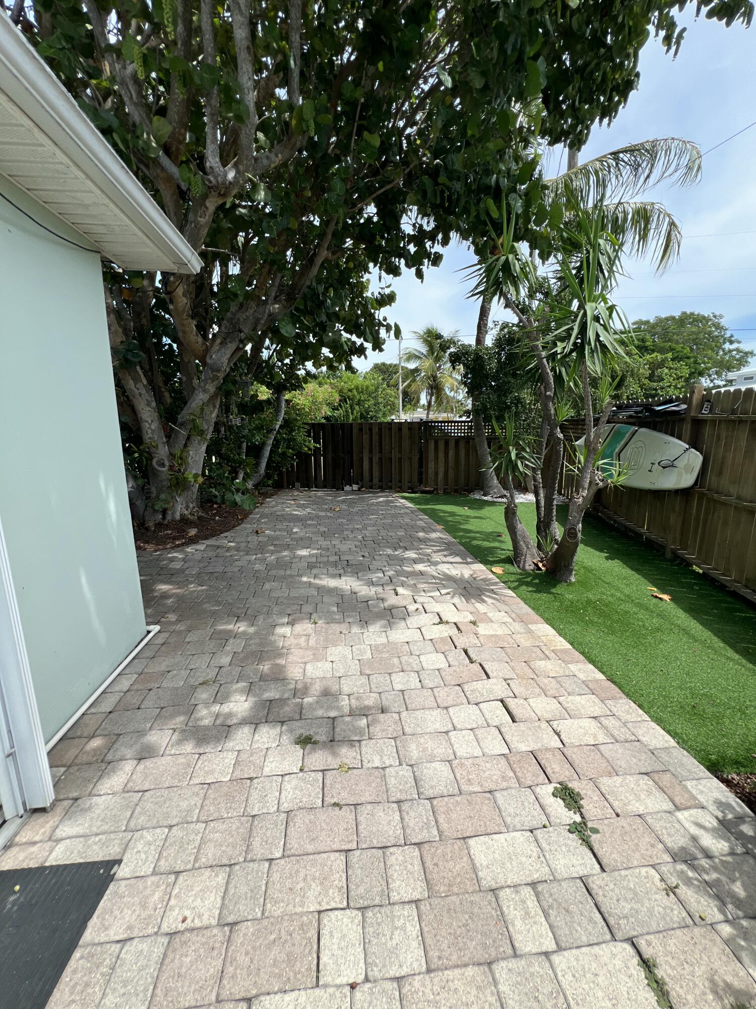 main property photo 74