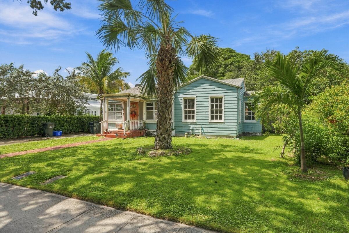 main property photo 8