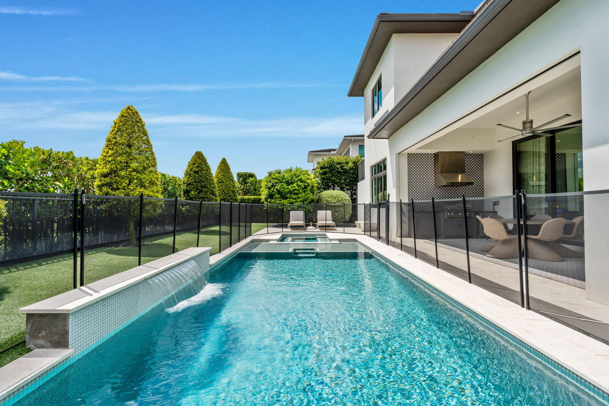 main property photo 44