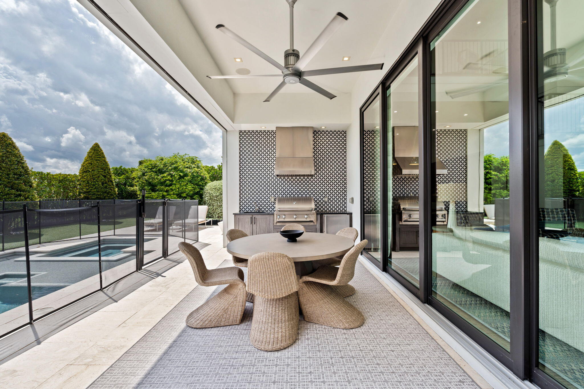 main property photo 46