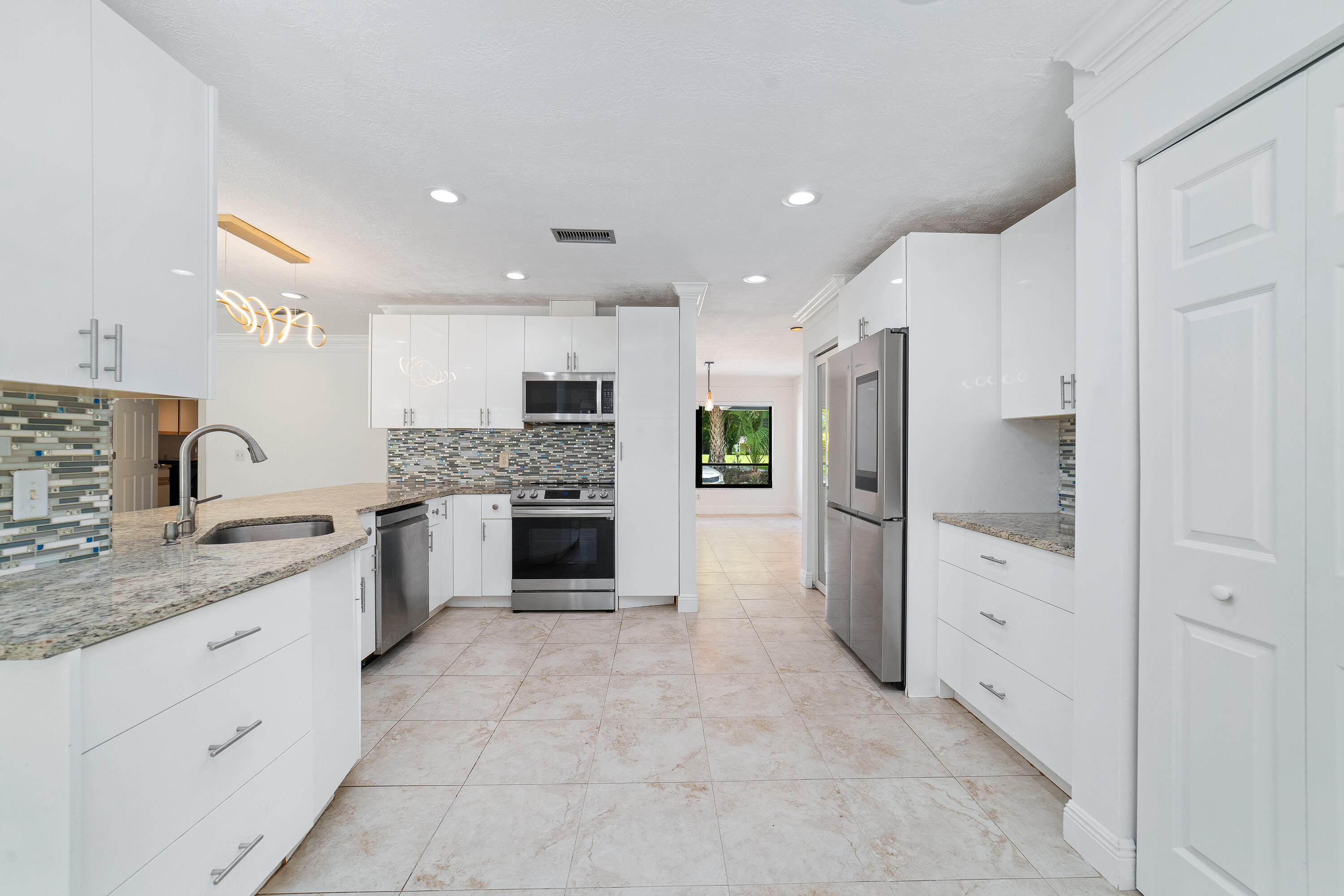 main property photo 63