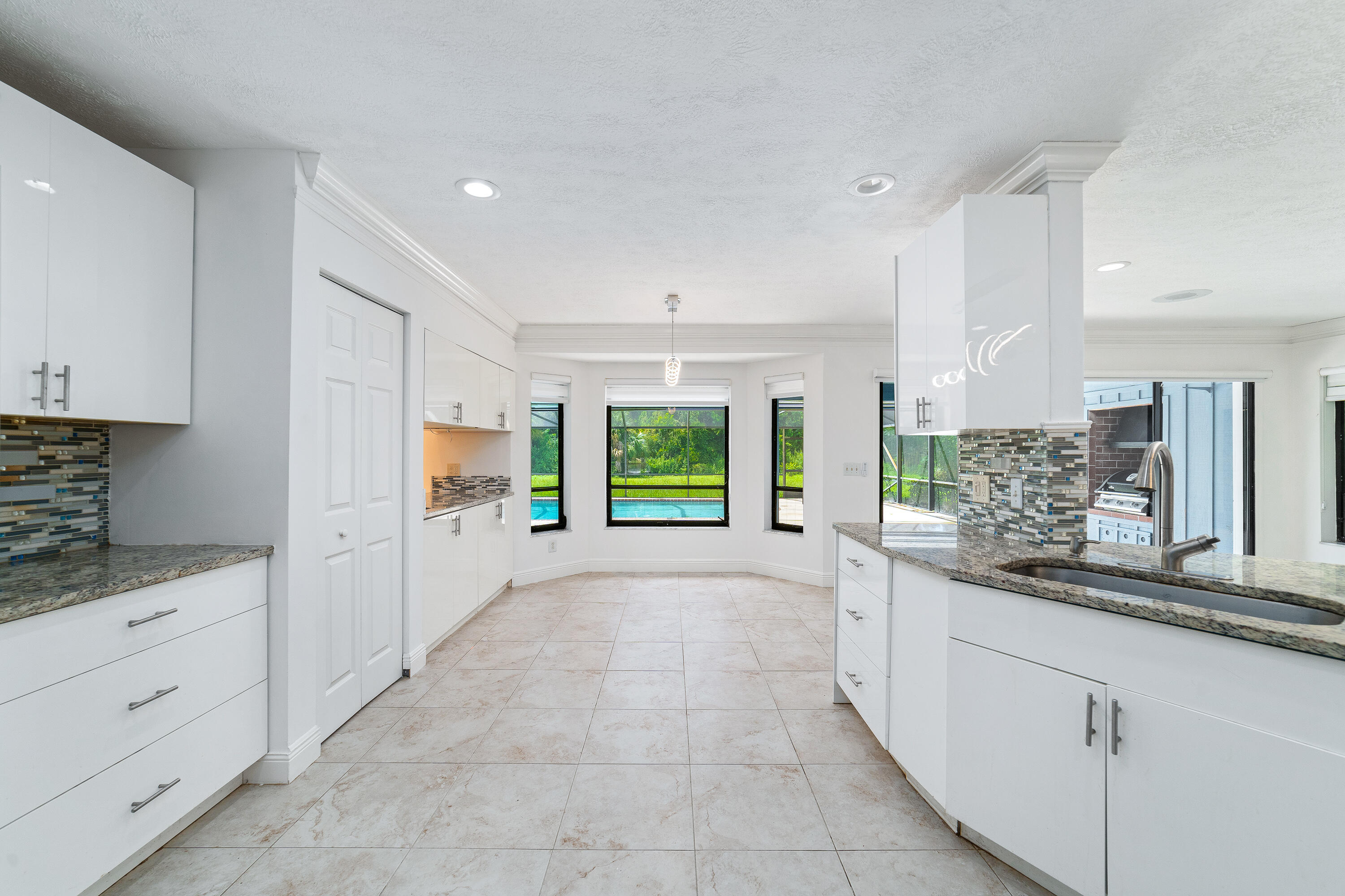 main property photo 66
