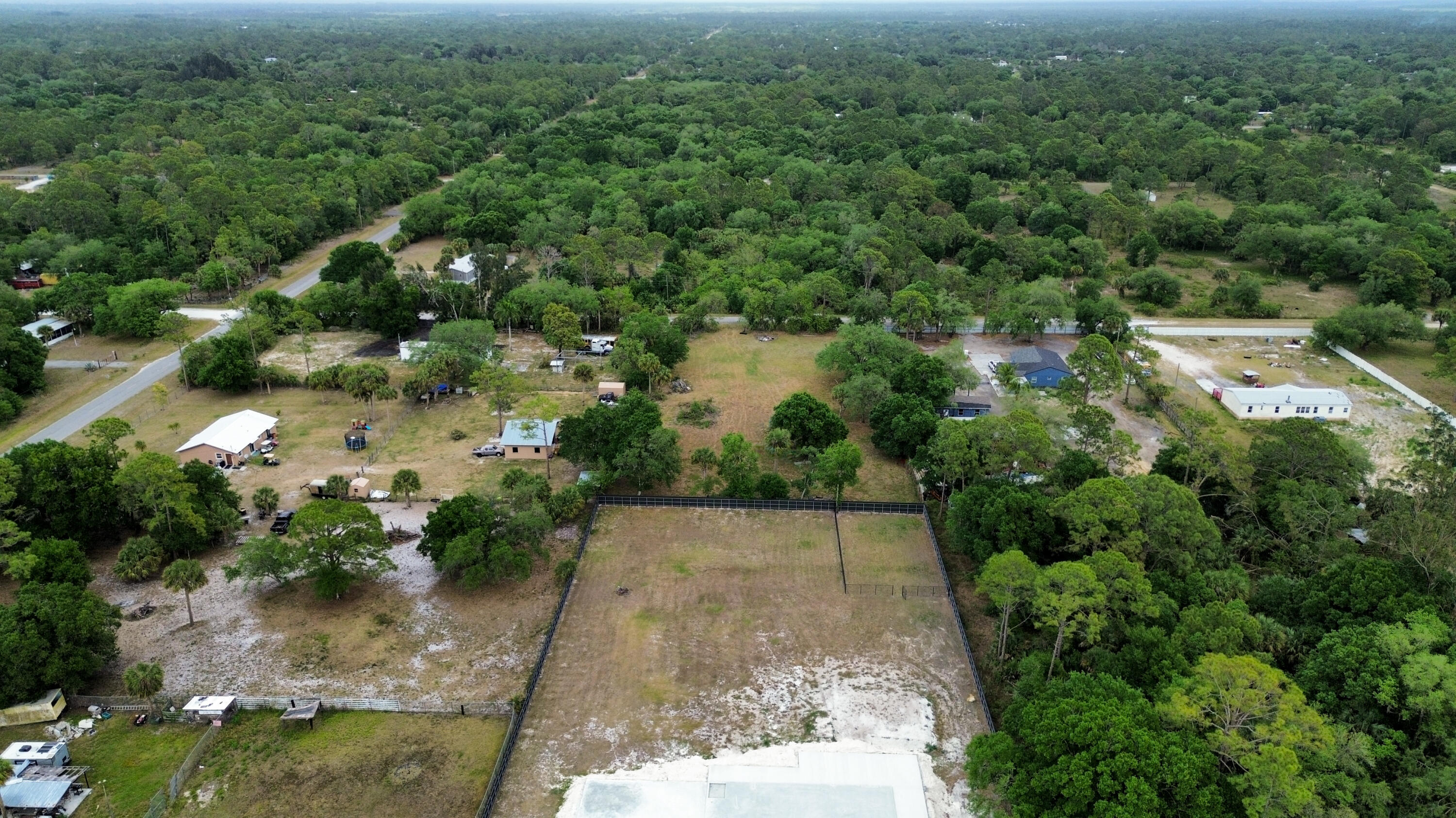 main property photo 14