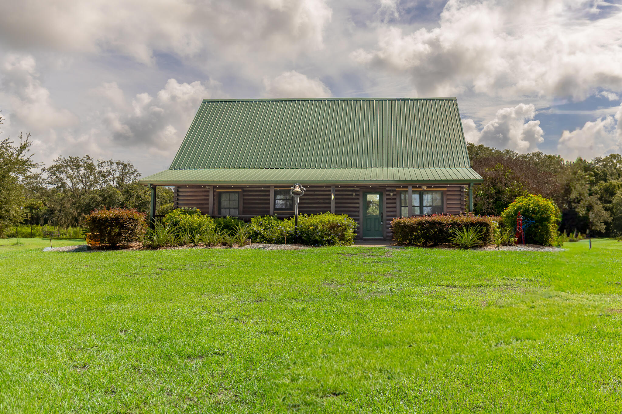 main property photo 0