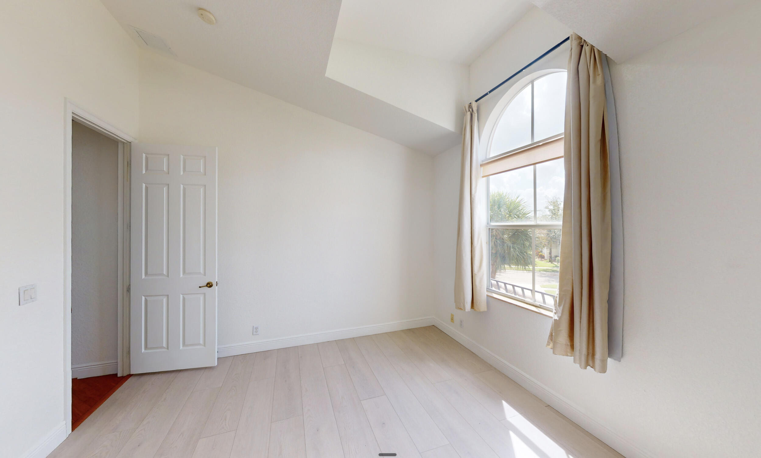 main property photo 63