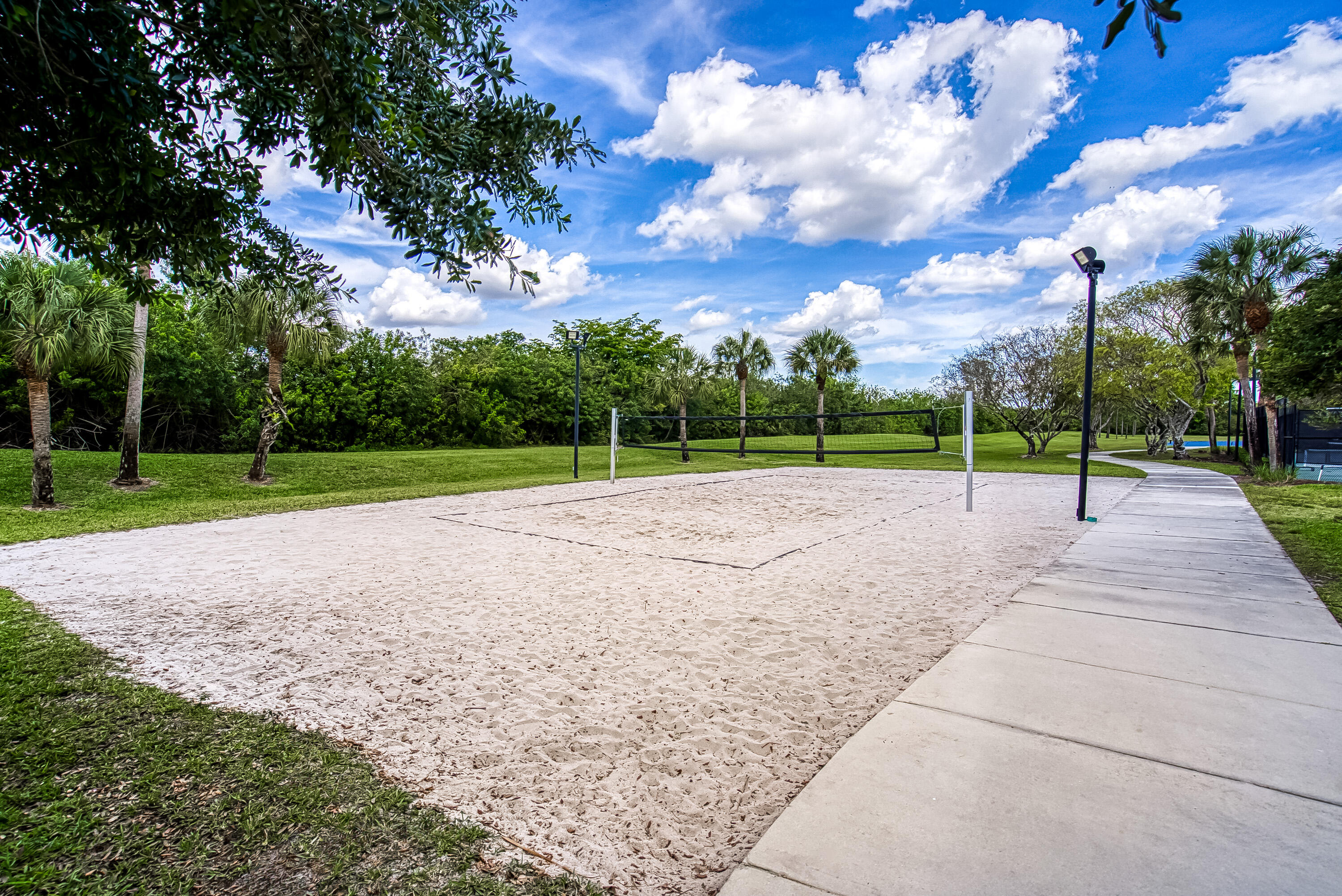 main property photo 78