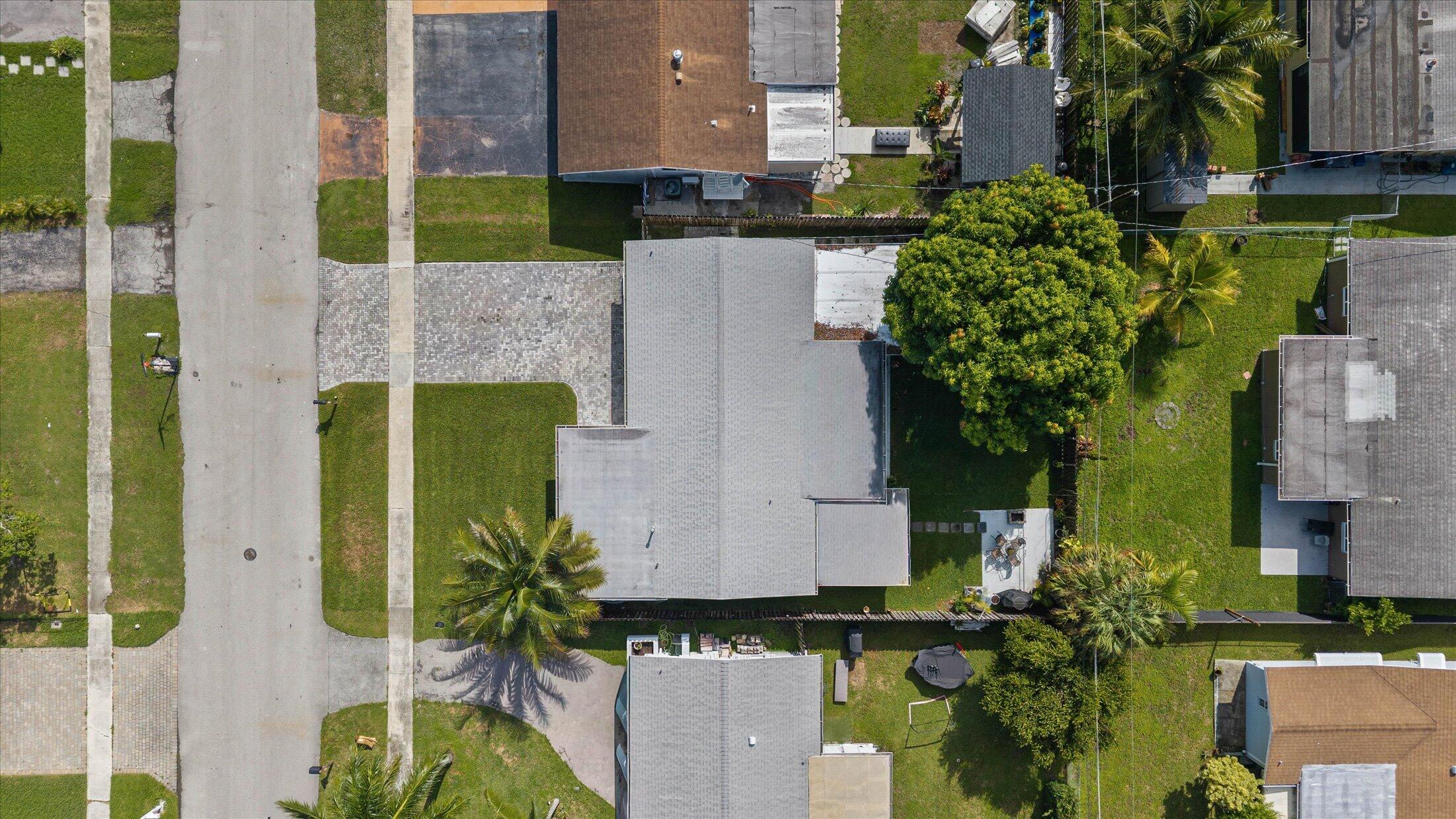 main property photo 48