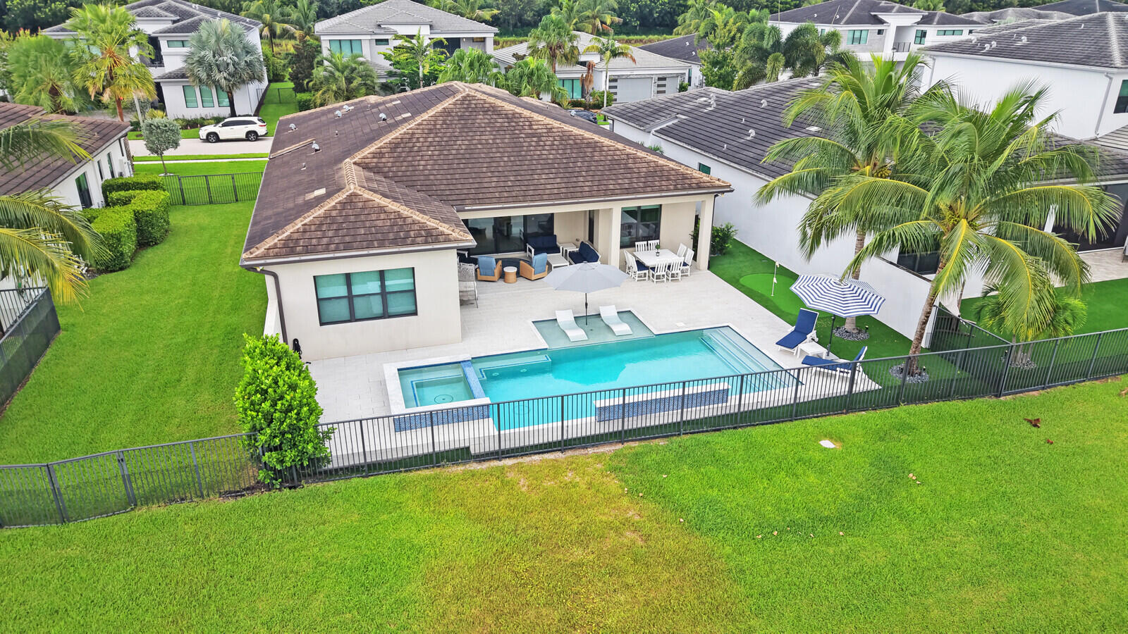 main property photo 49