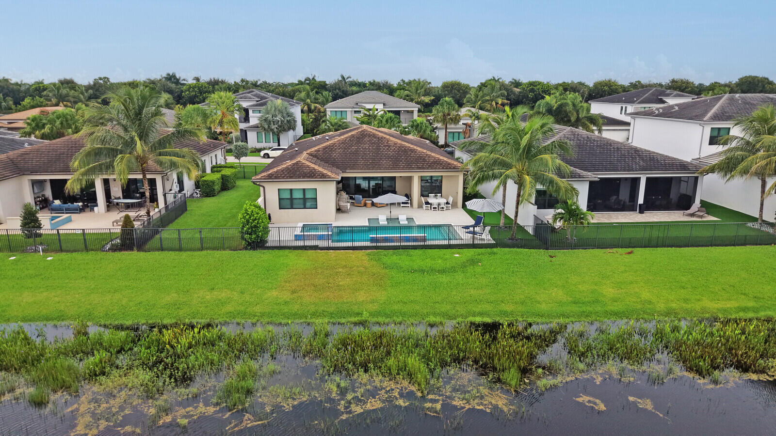 main property photo 51
