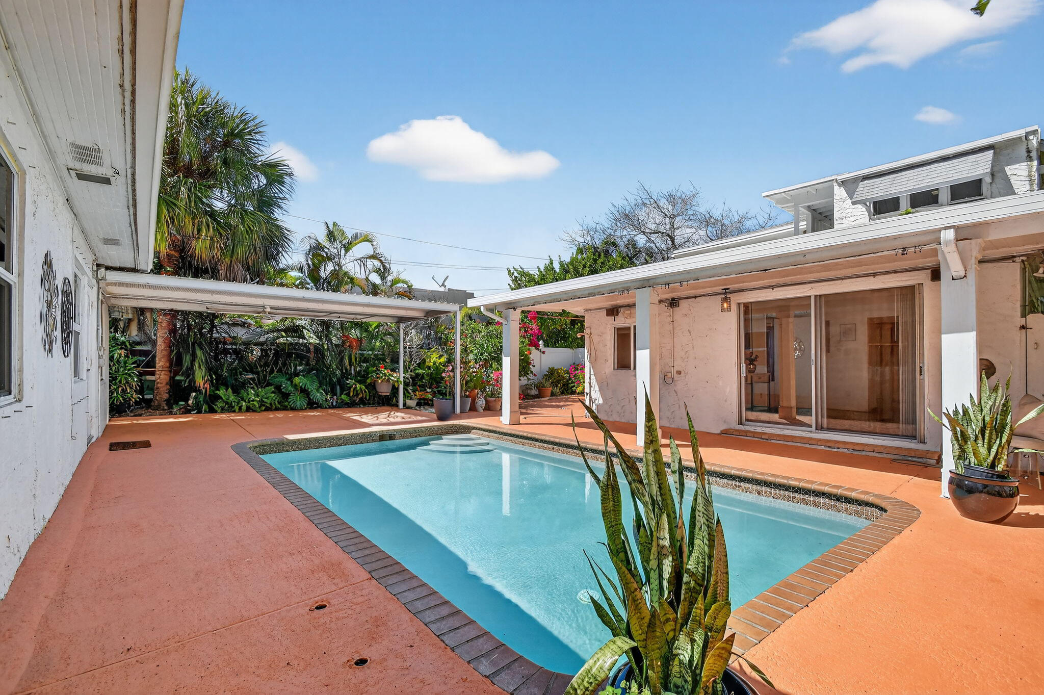 main property photo 60
