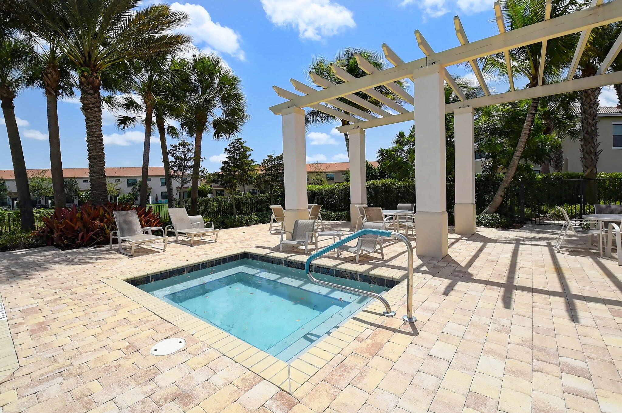 main property photo 51