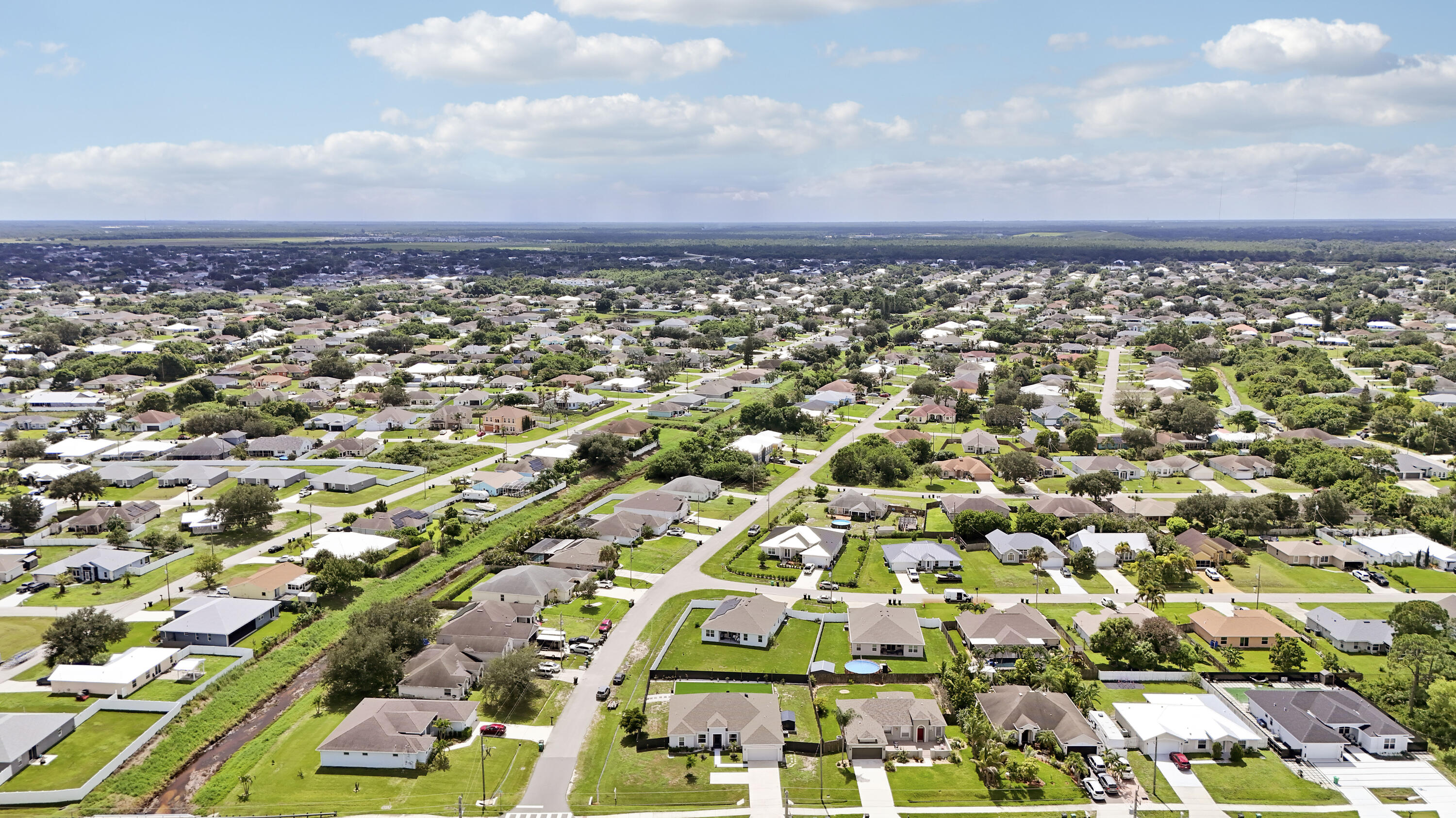 main property photo 74