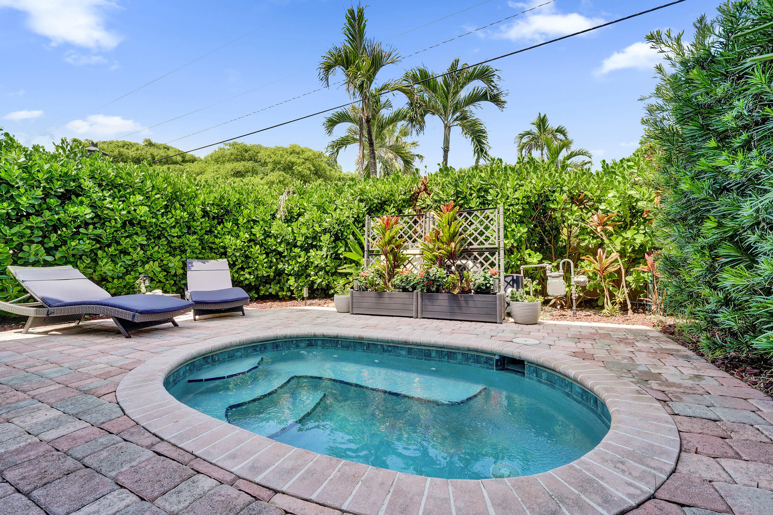 main property photo 53