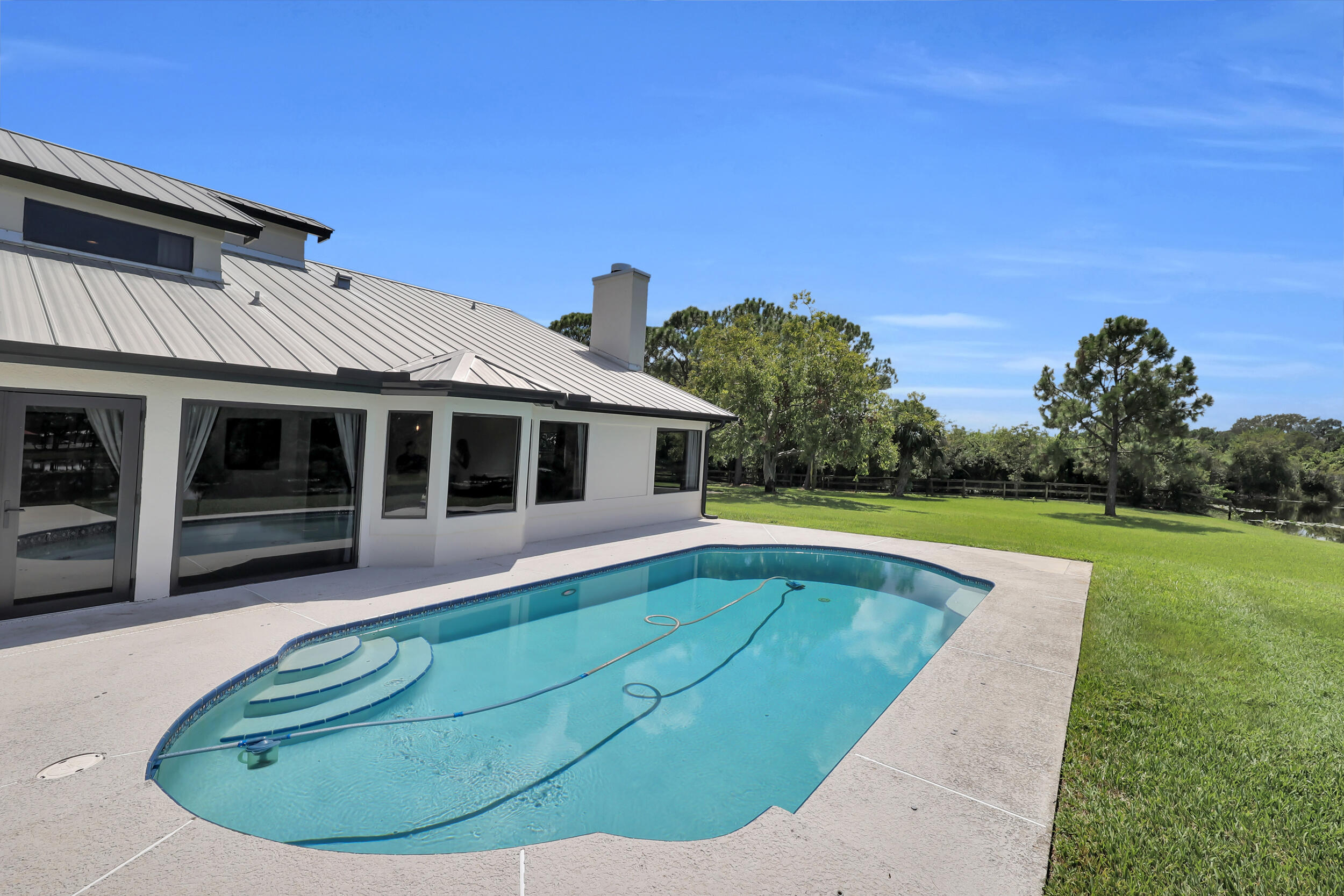 main property photo 67
