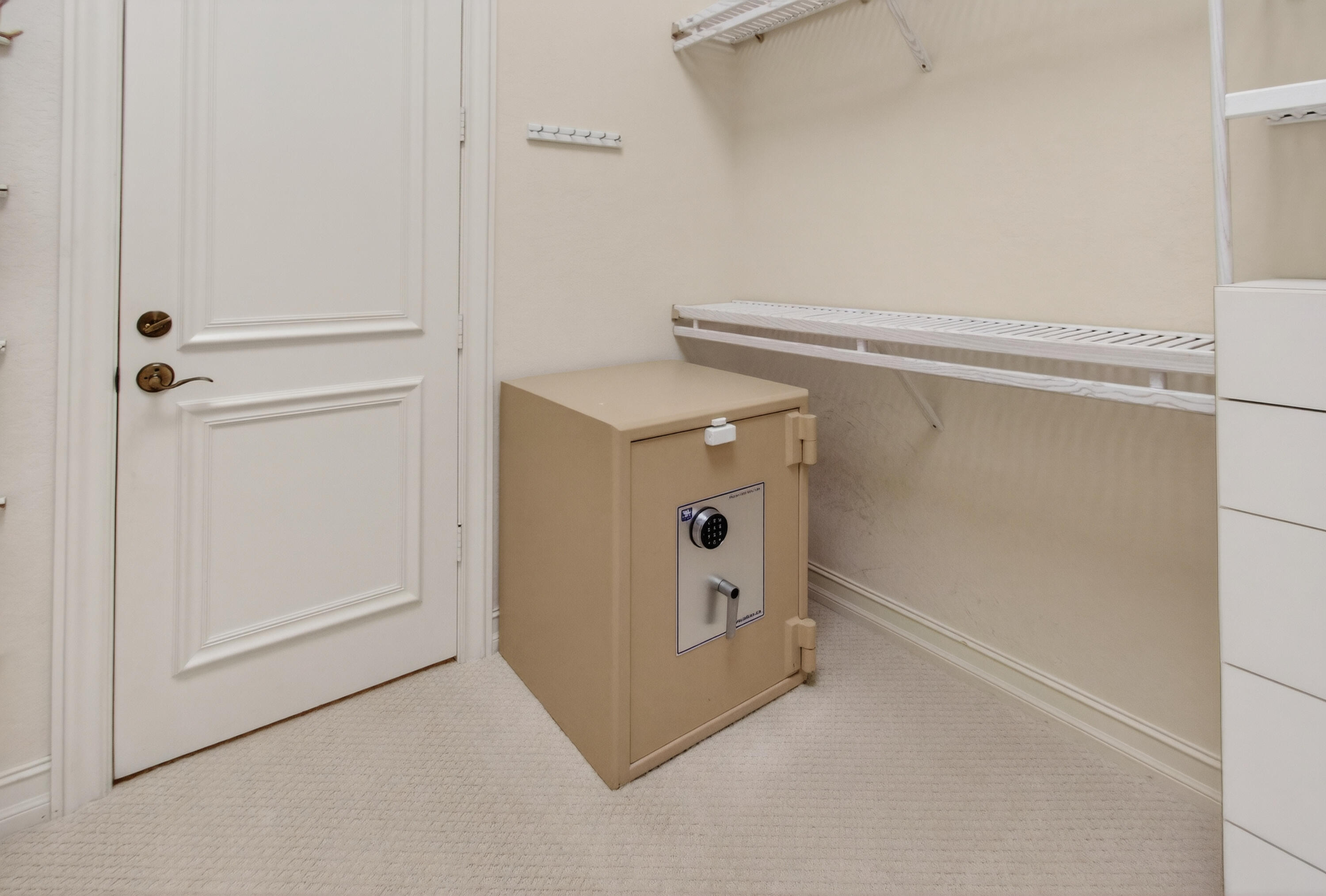 main property photo 63