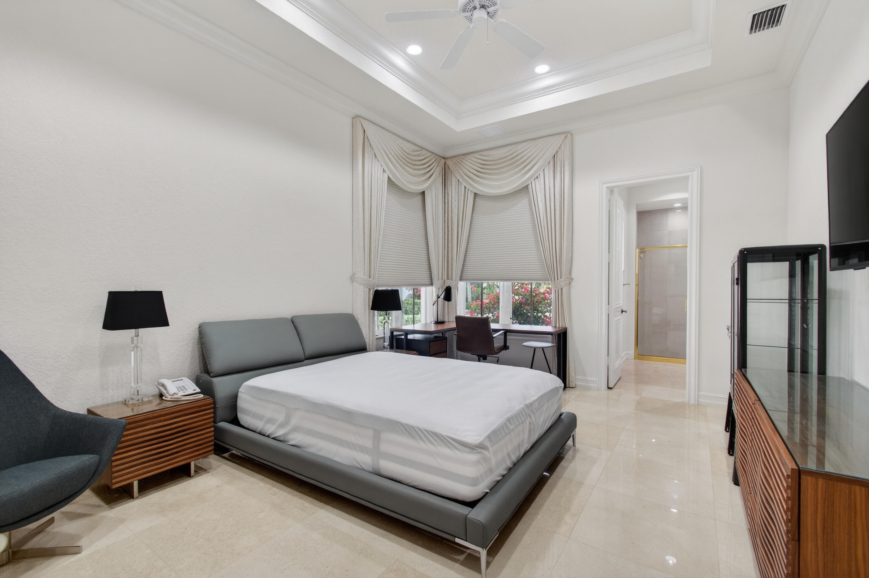 main property photo 68