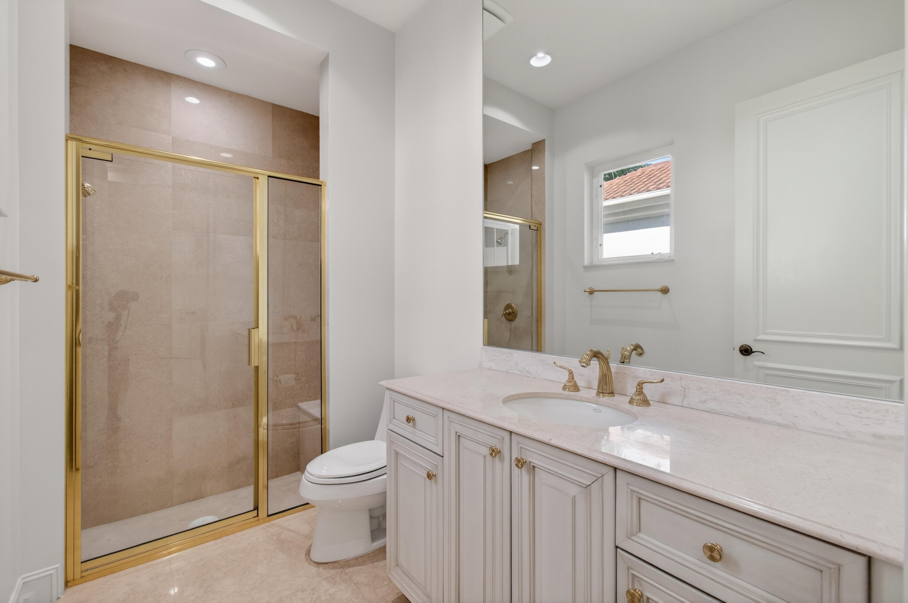 main property photo 70
