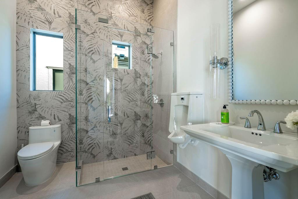 main property photo 70