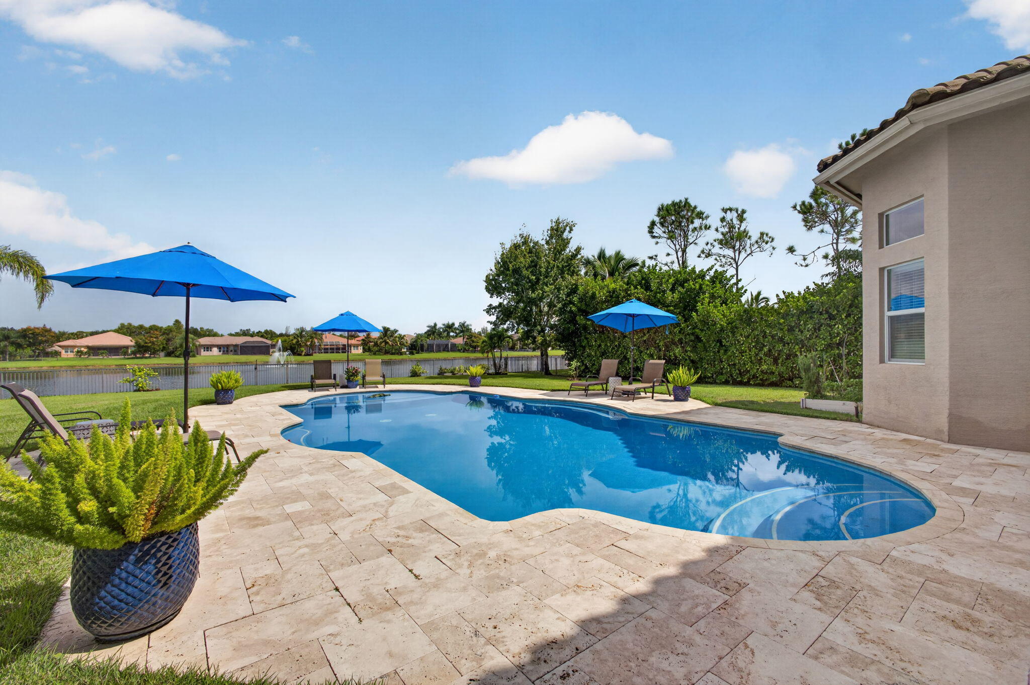 main property photo 94