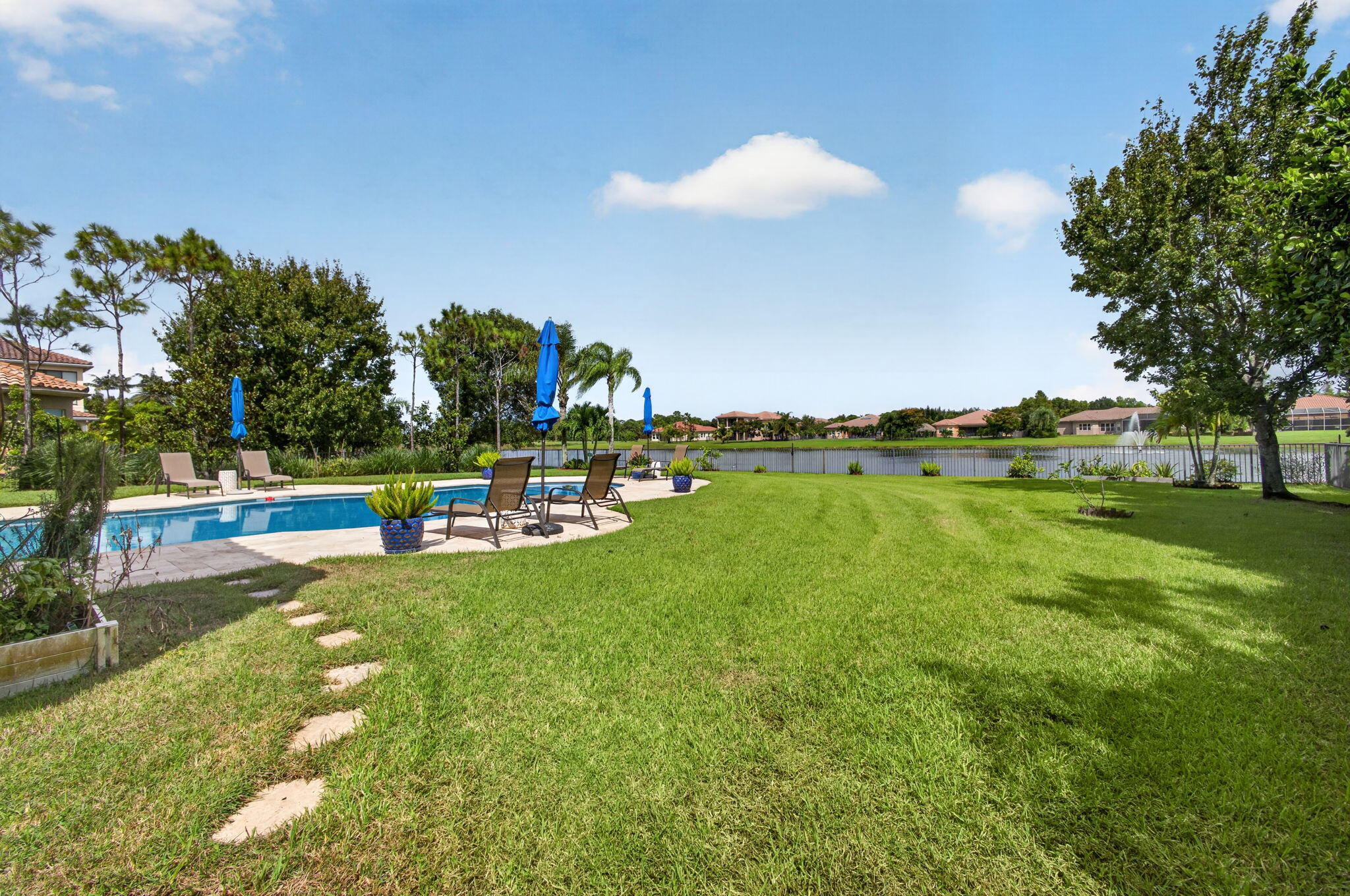 main property photo 99