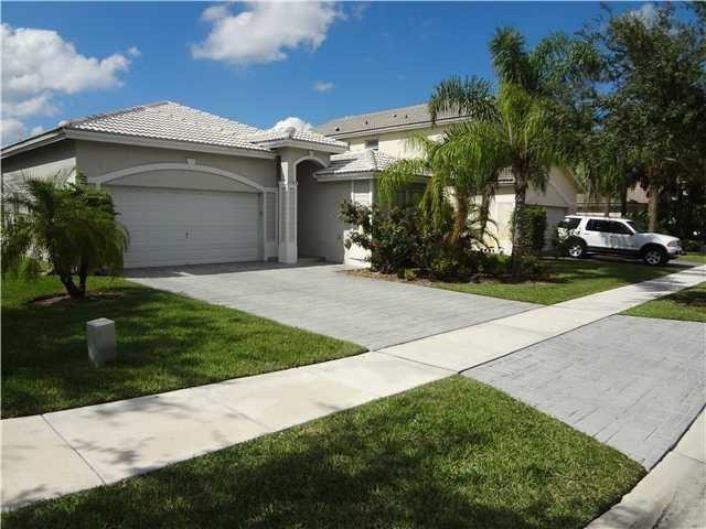 main property photo 0