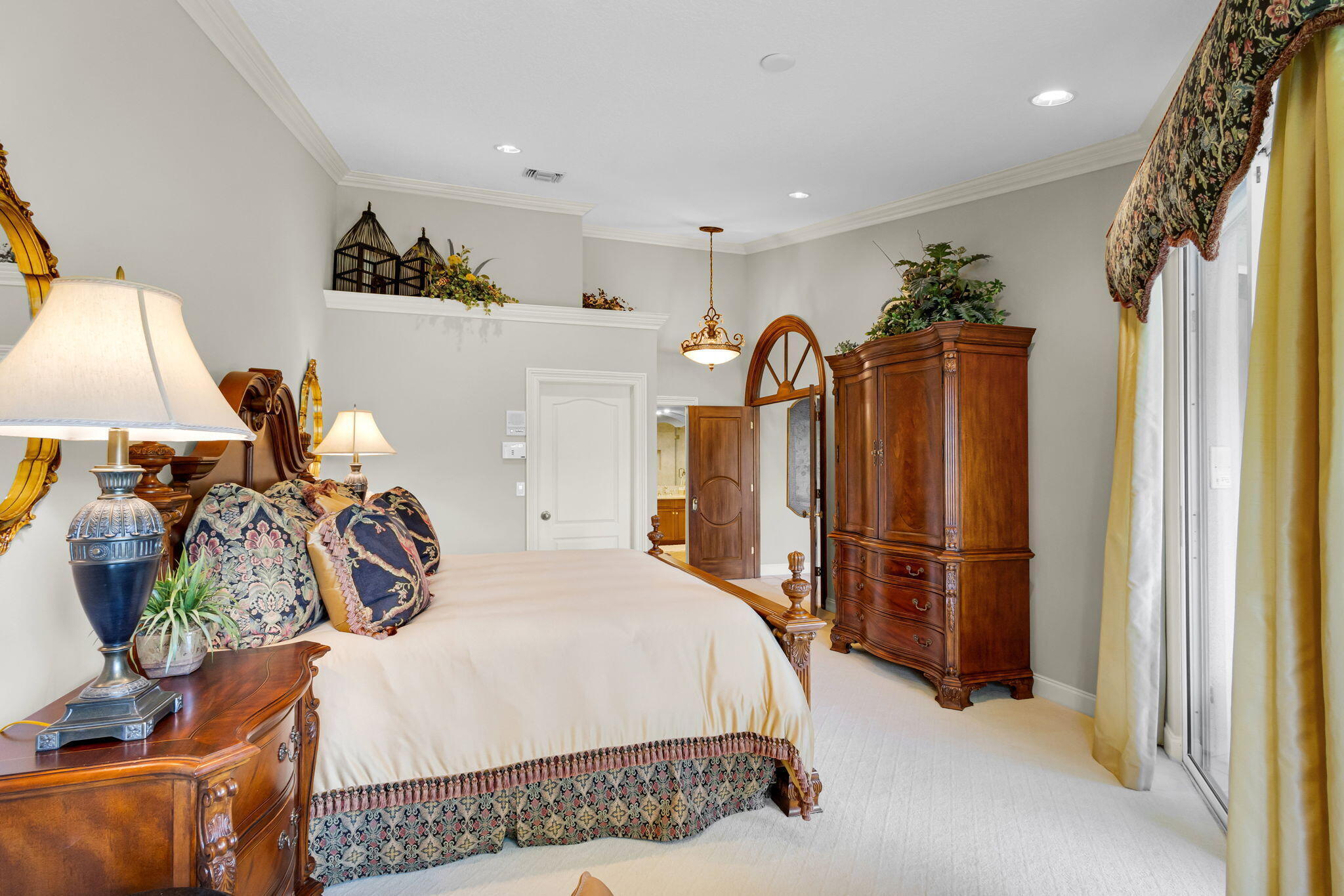 main property photo 42