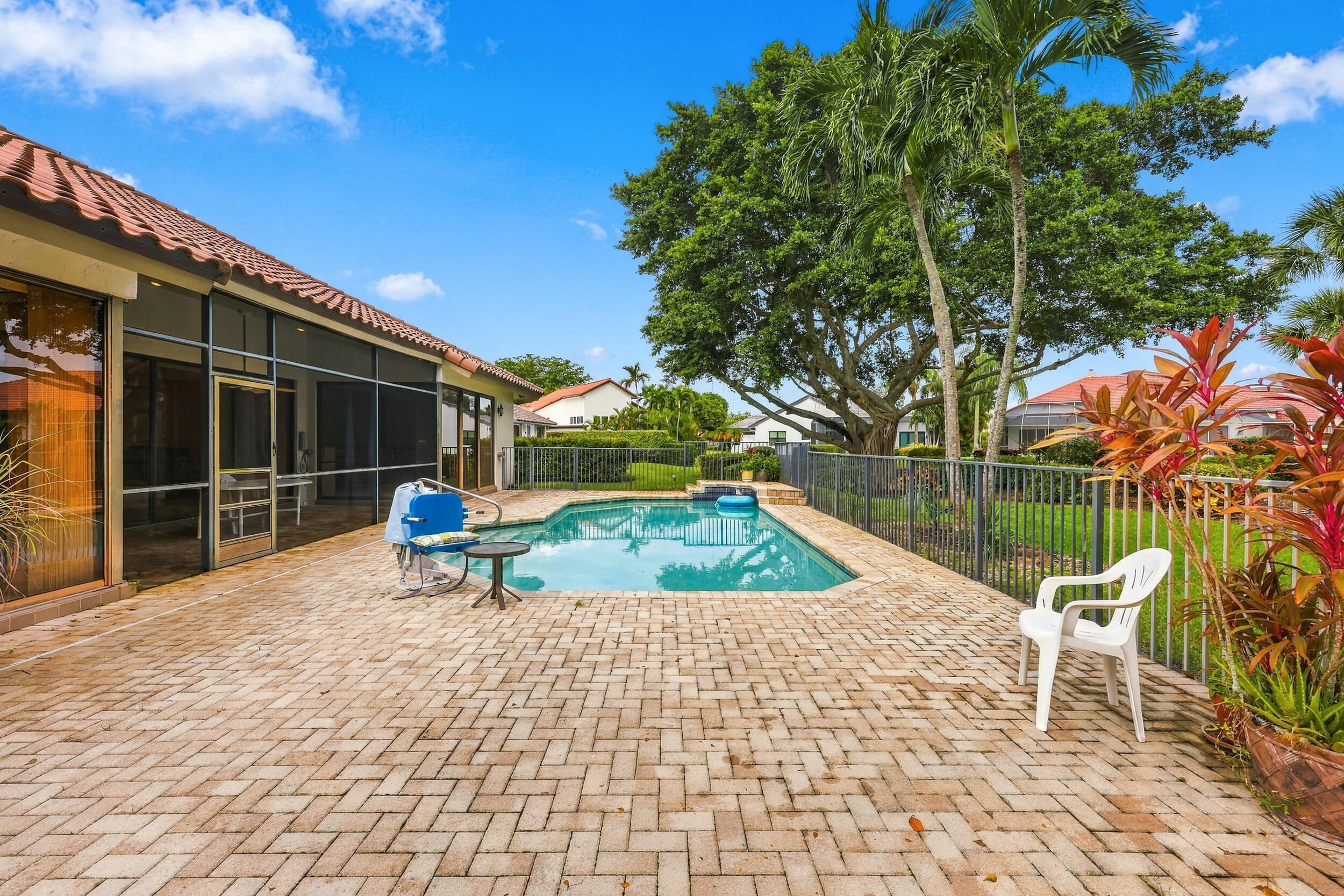 main property photo 60