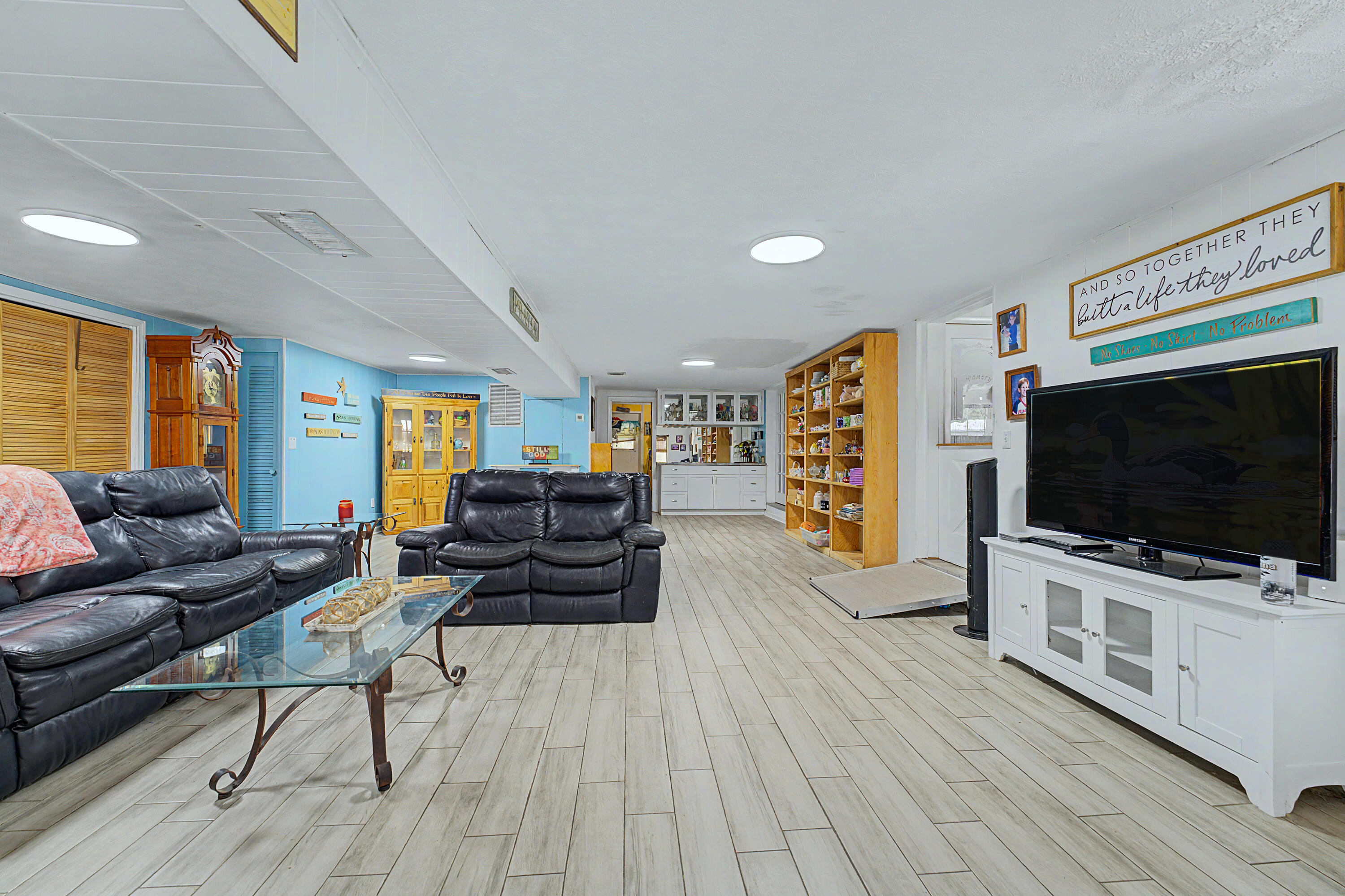 main property photo 54
