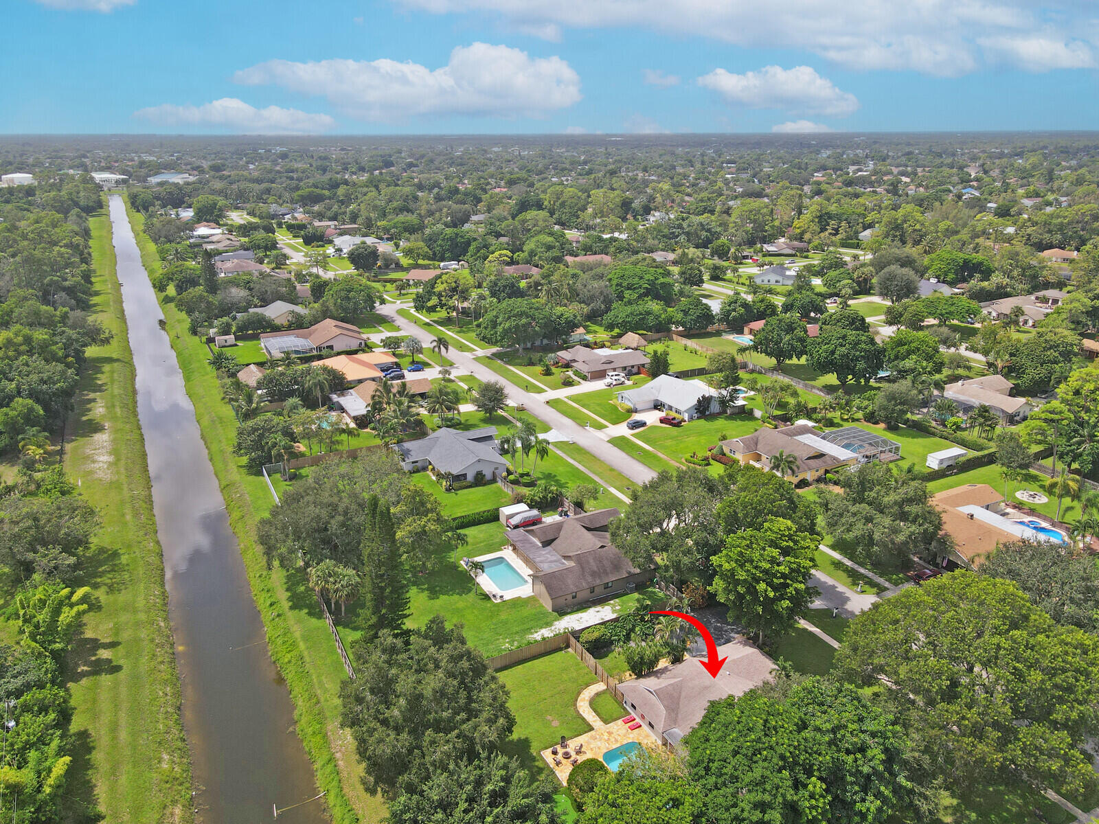 main property photo 48