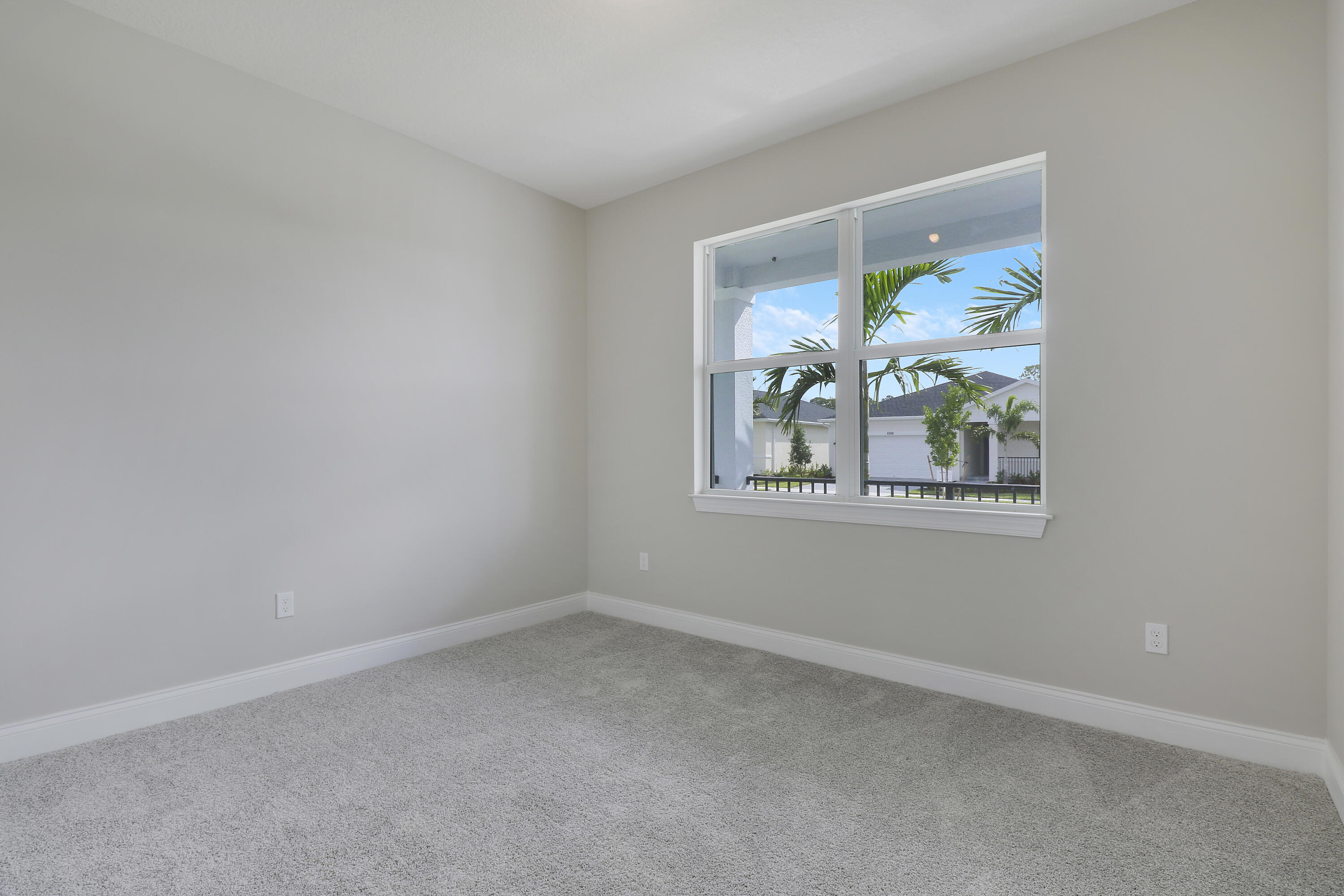 property viewer photo 12