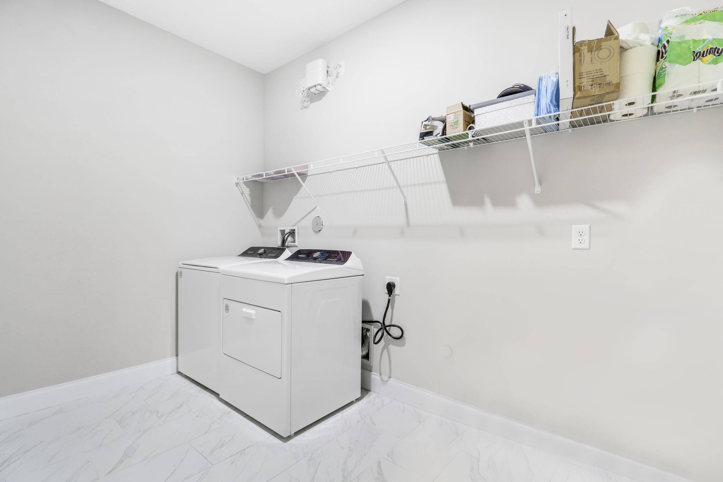 property viewer photo 5
