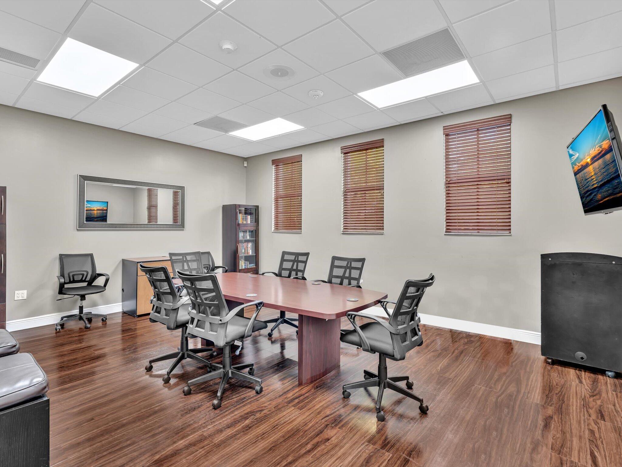 main property photo 75