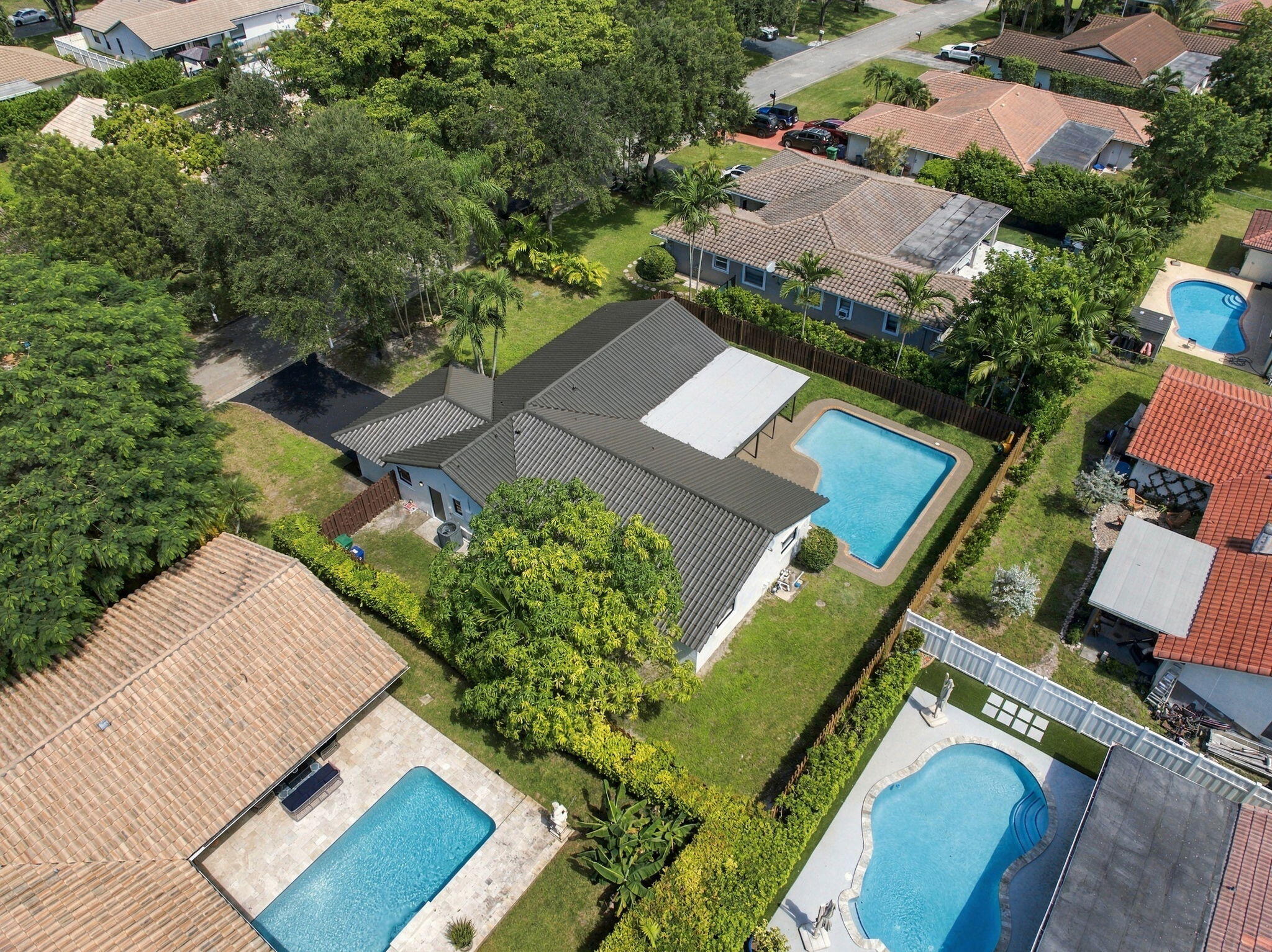 main property photo 43