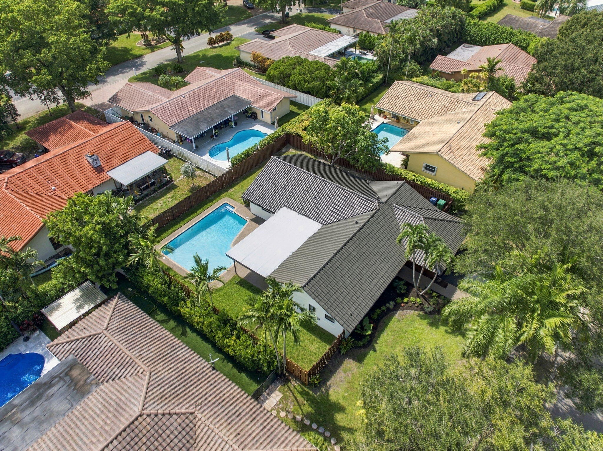 main property photo 46